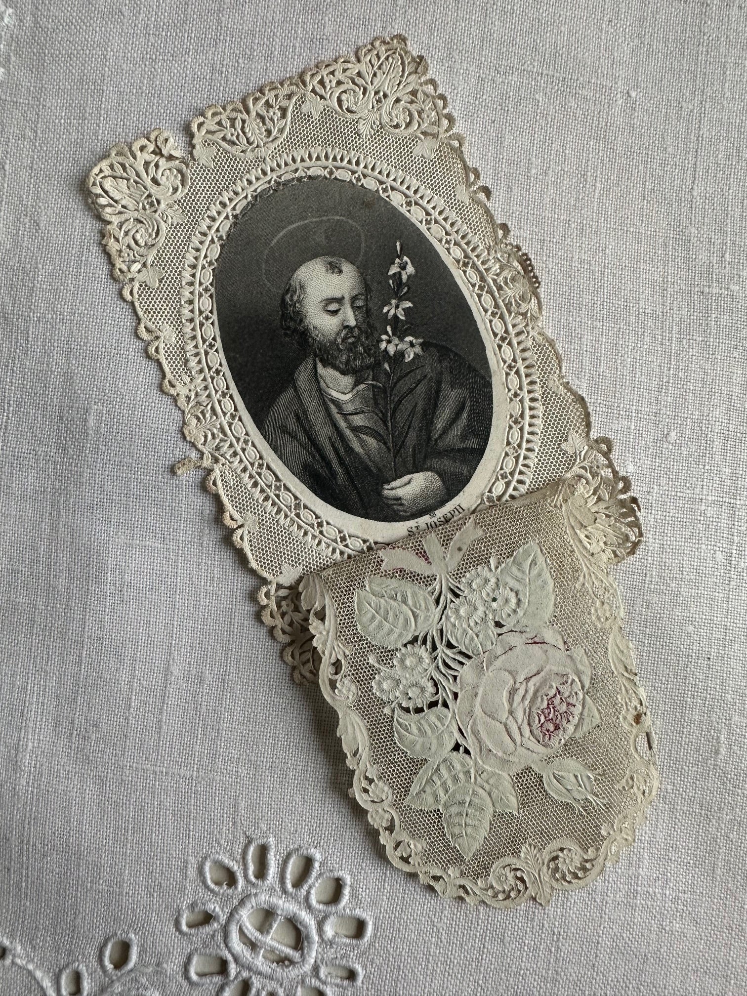 image pieuse canivet dentelle jesus roi de la terre Alcan