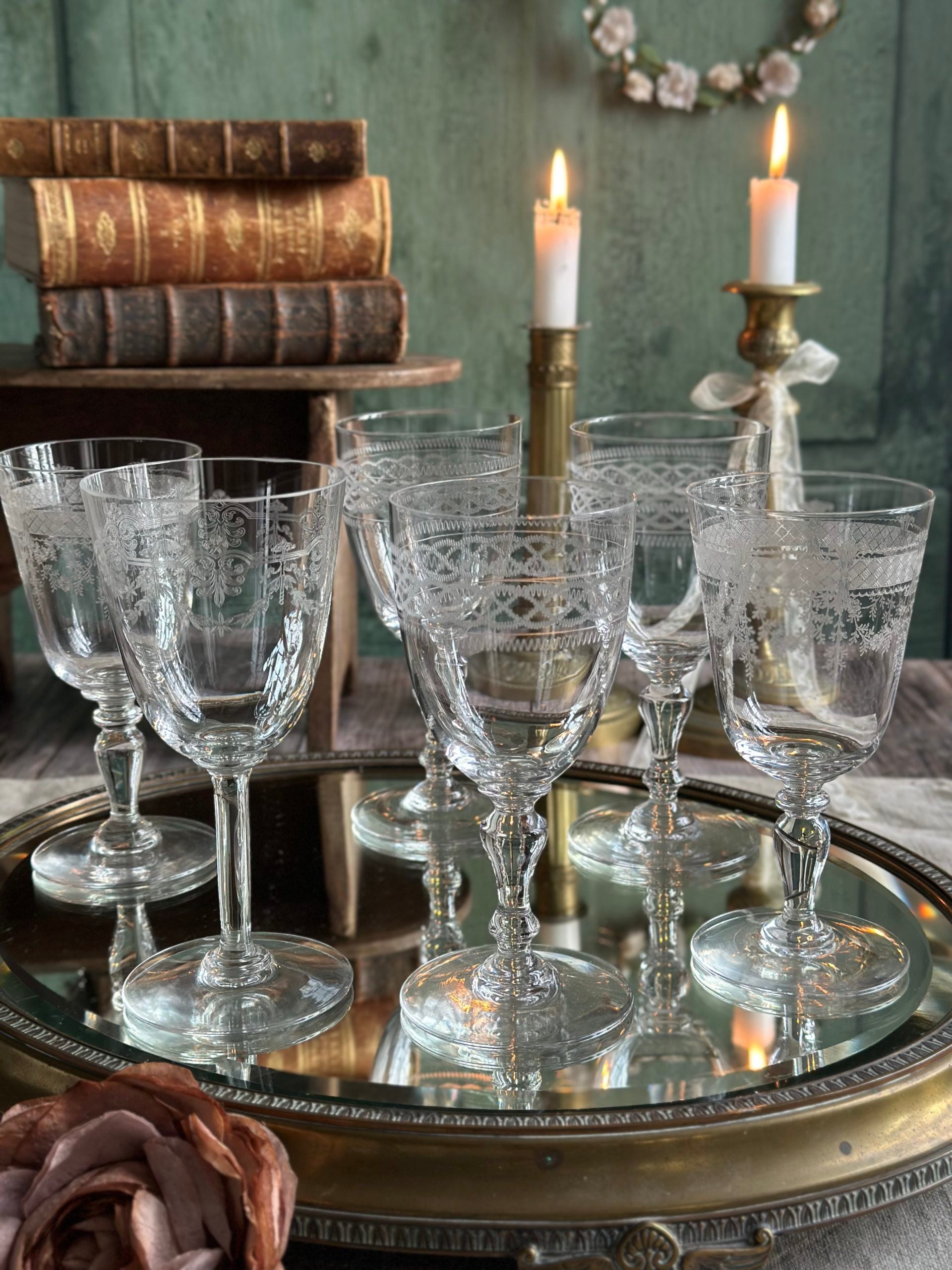 Verre, carafe, cloche, repose-couteaux