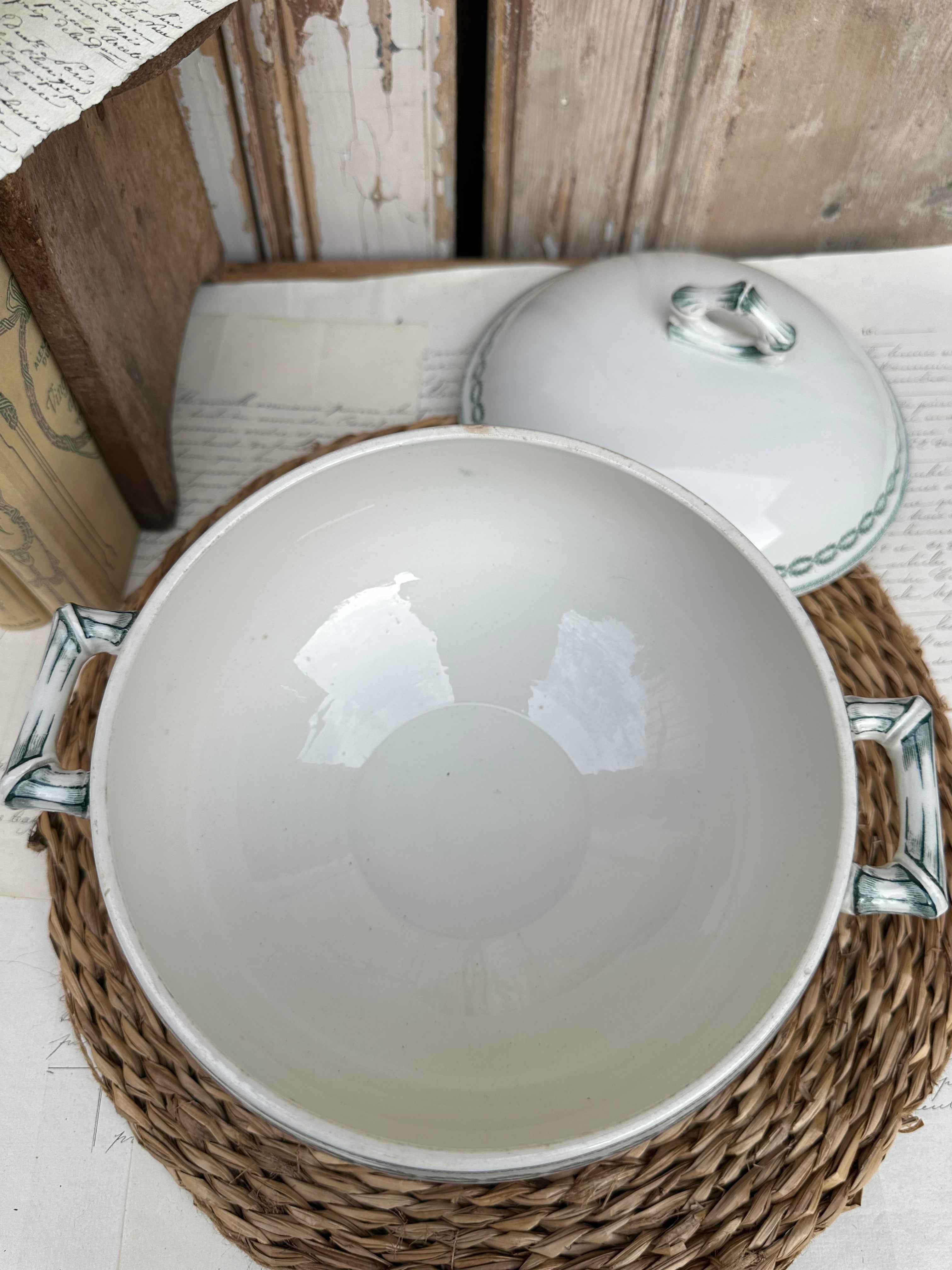 Small Sarreguemines Nobilis soup tureen