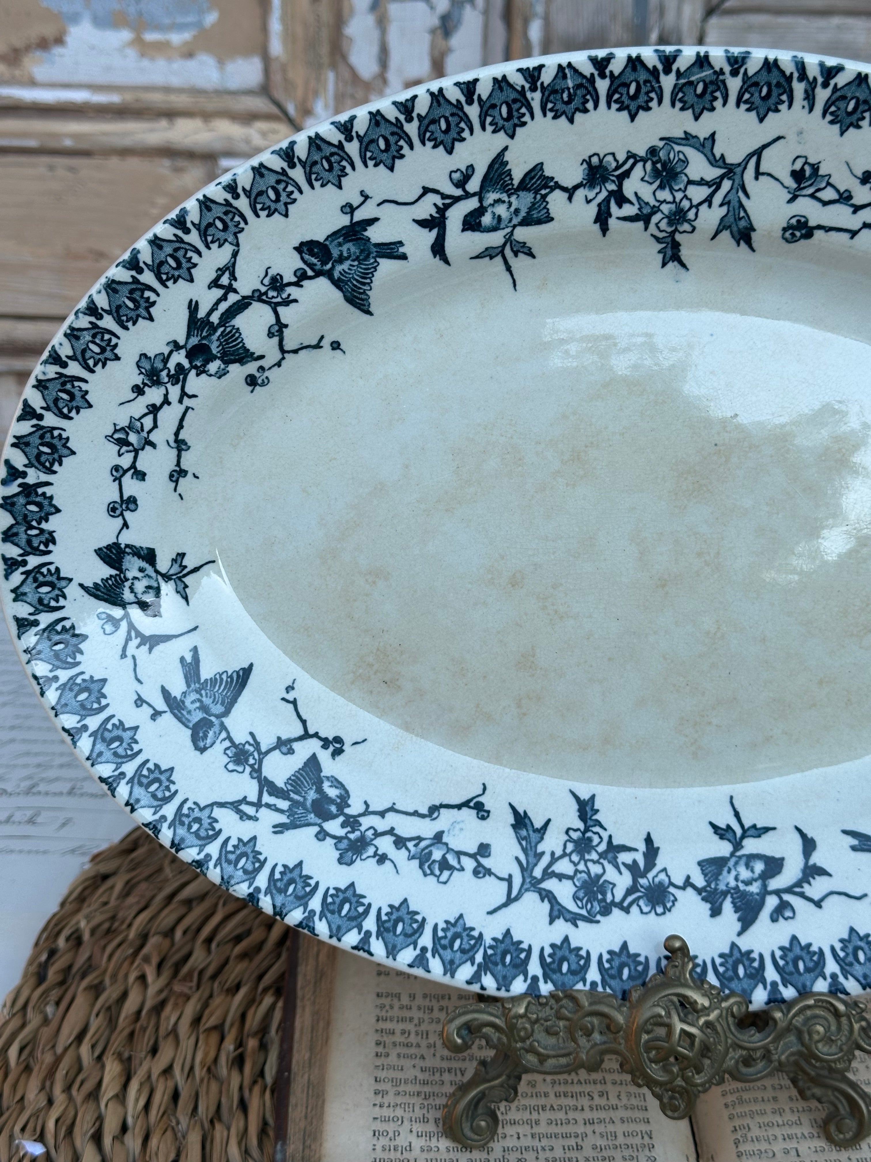 Plat ovale Choisy le Roi modèle Lyonnais