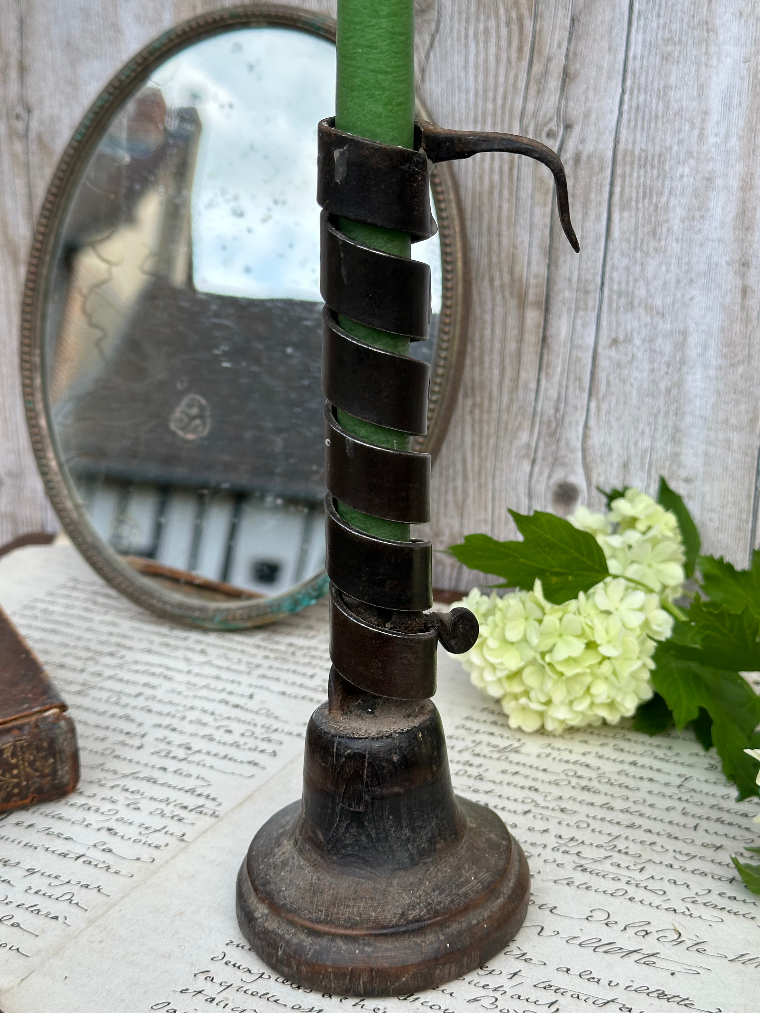 Rat de cave, wrought iron and wood candlestick - 18th/19th Century