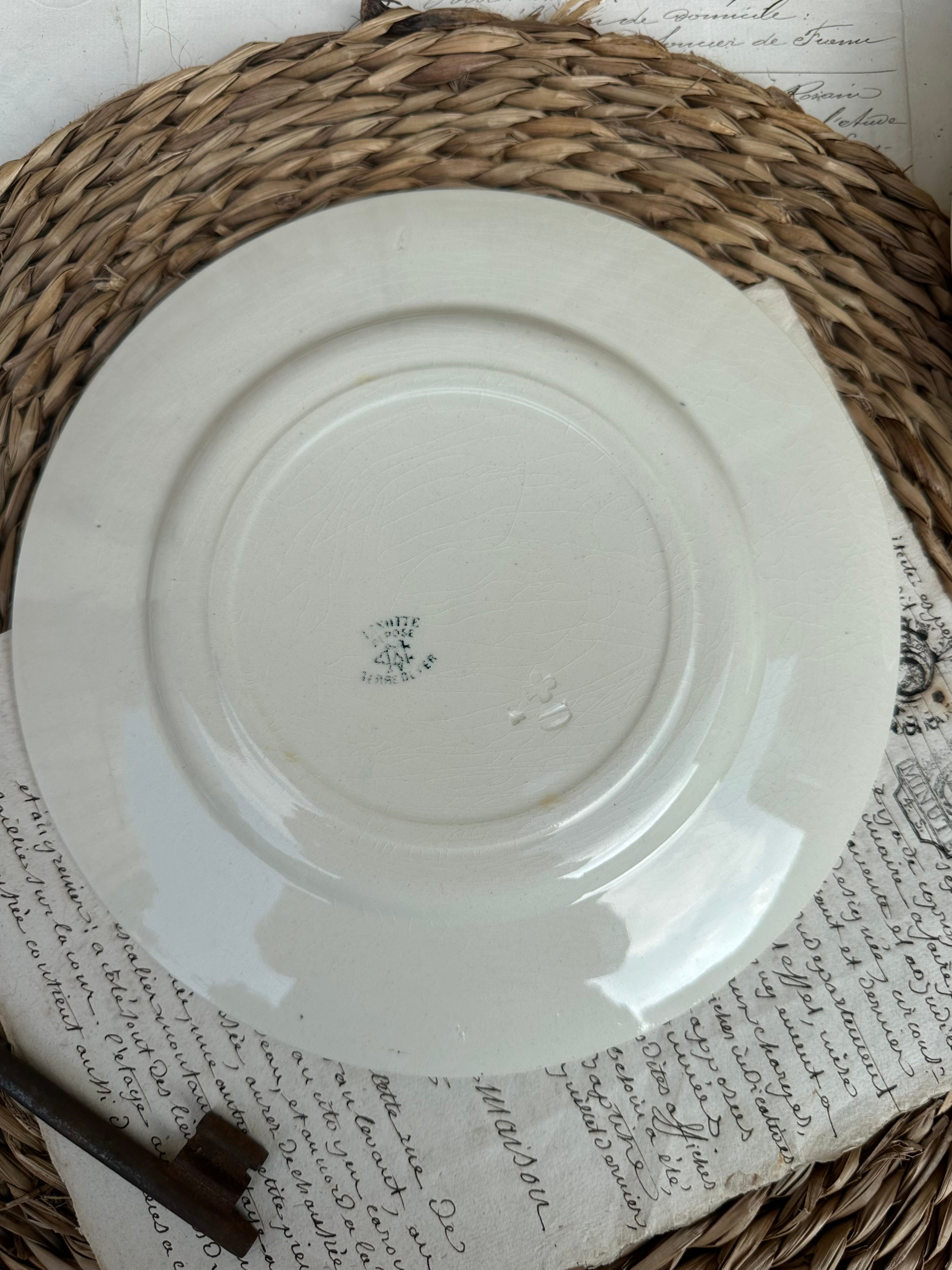 4 assiettes dépareillées imparfaites