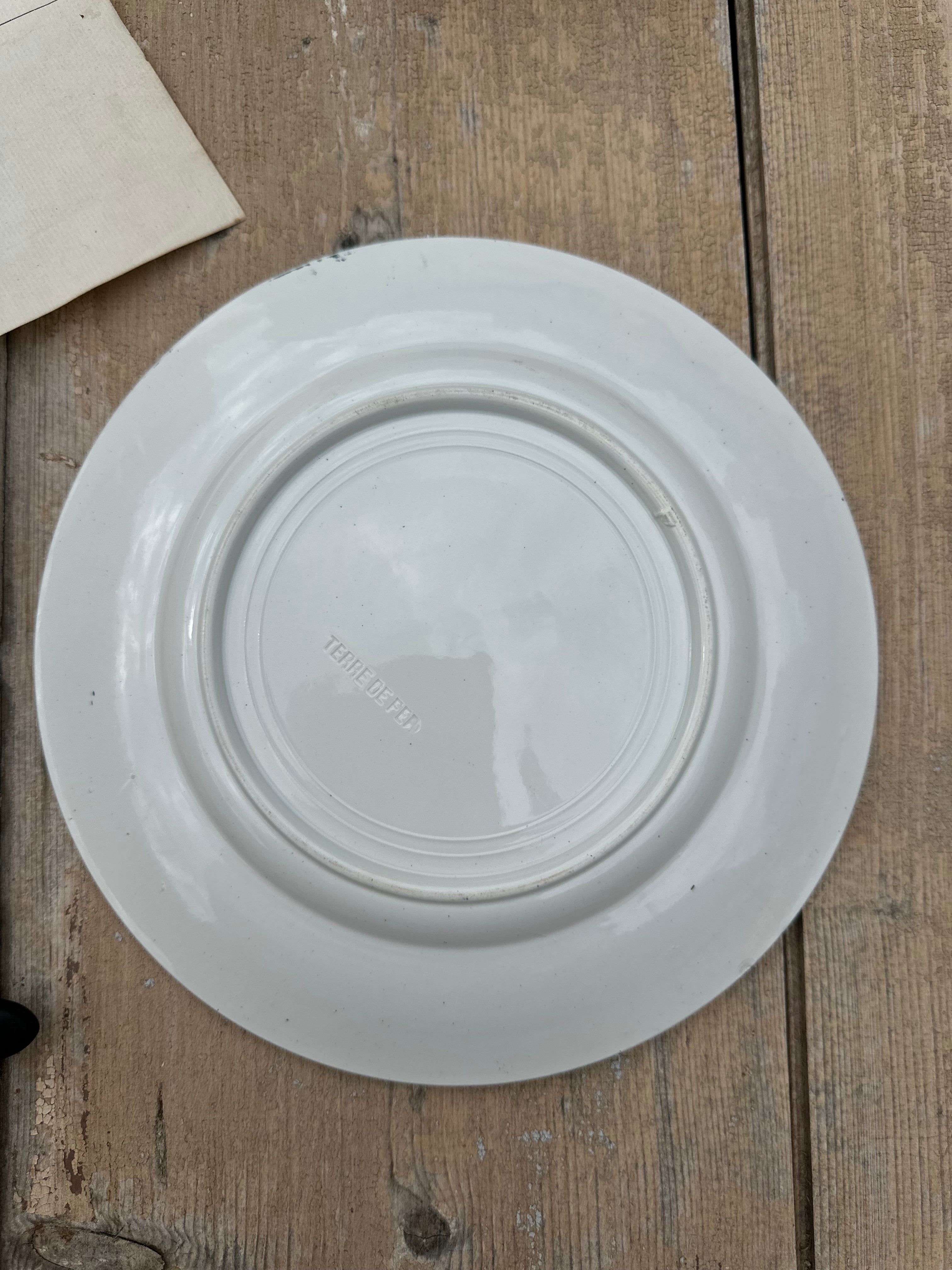 II. Set of 6 mismatched dinner plates