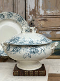 Large Choisy le Roi Derby tureen