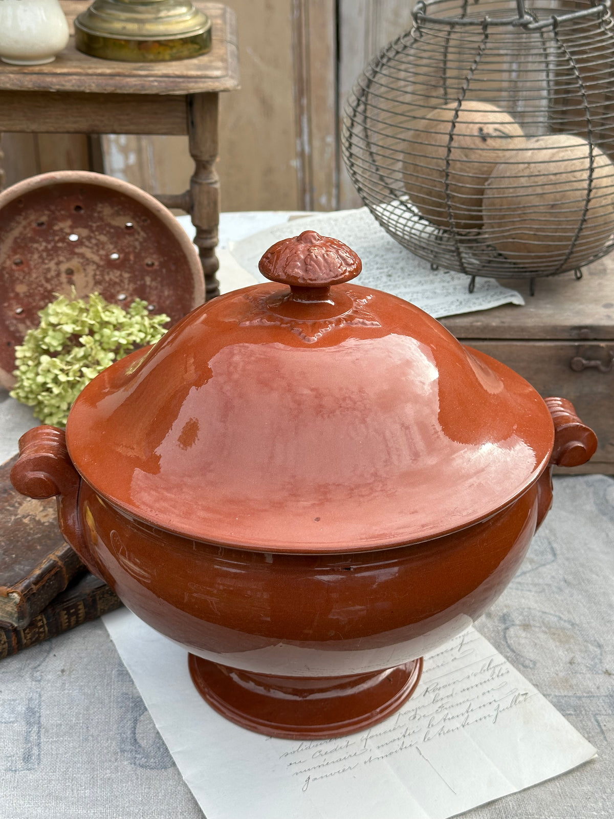 Rare grande soupière Sarreguemines glaçure carmélite