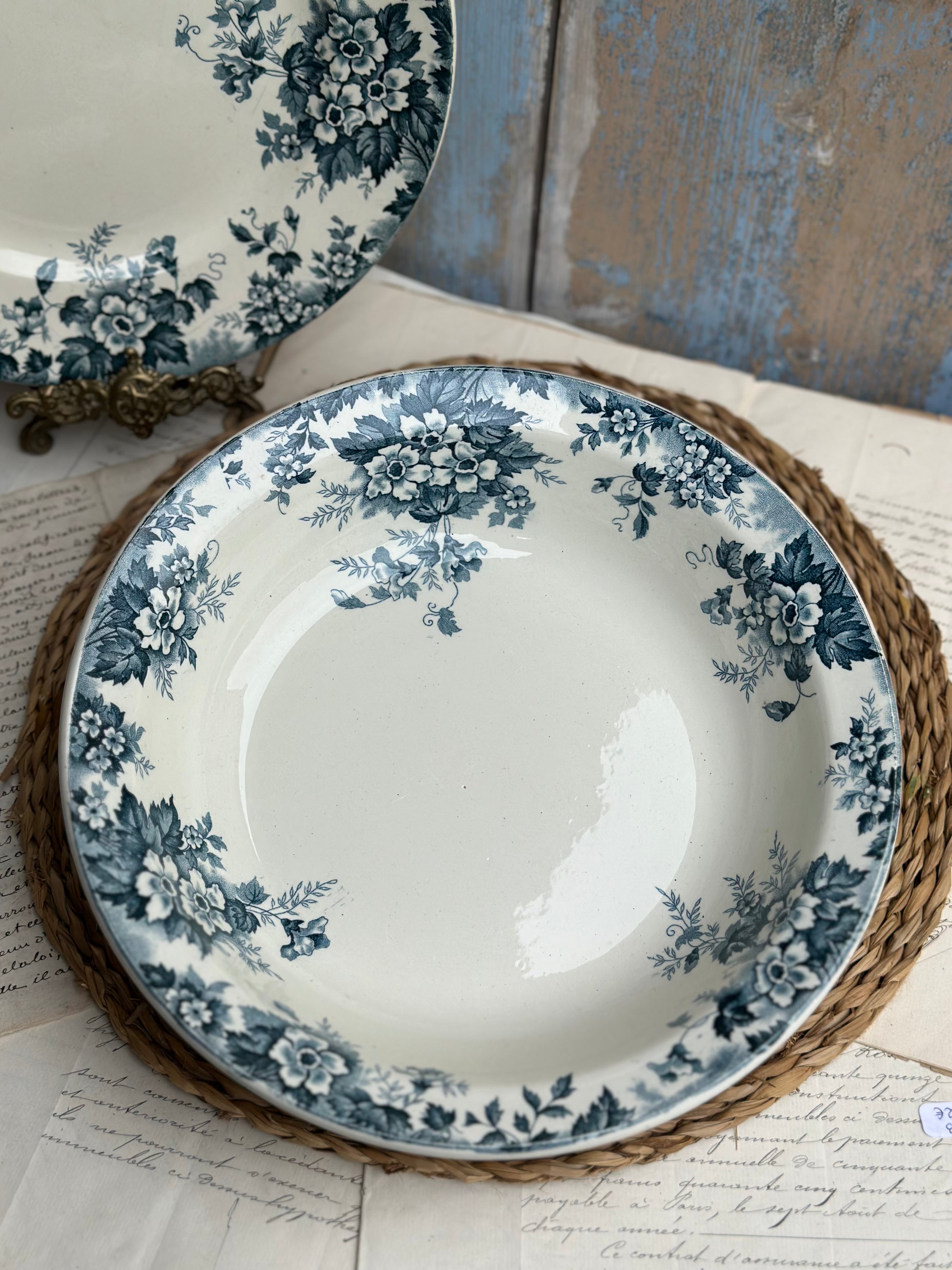 Plat creux Saint Amand Hamage modèle Marie- Louise