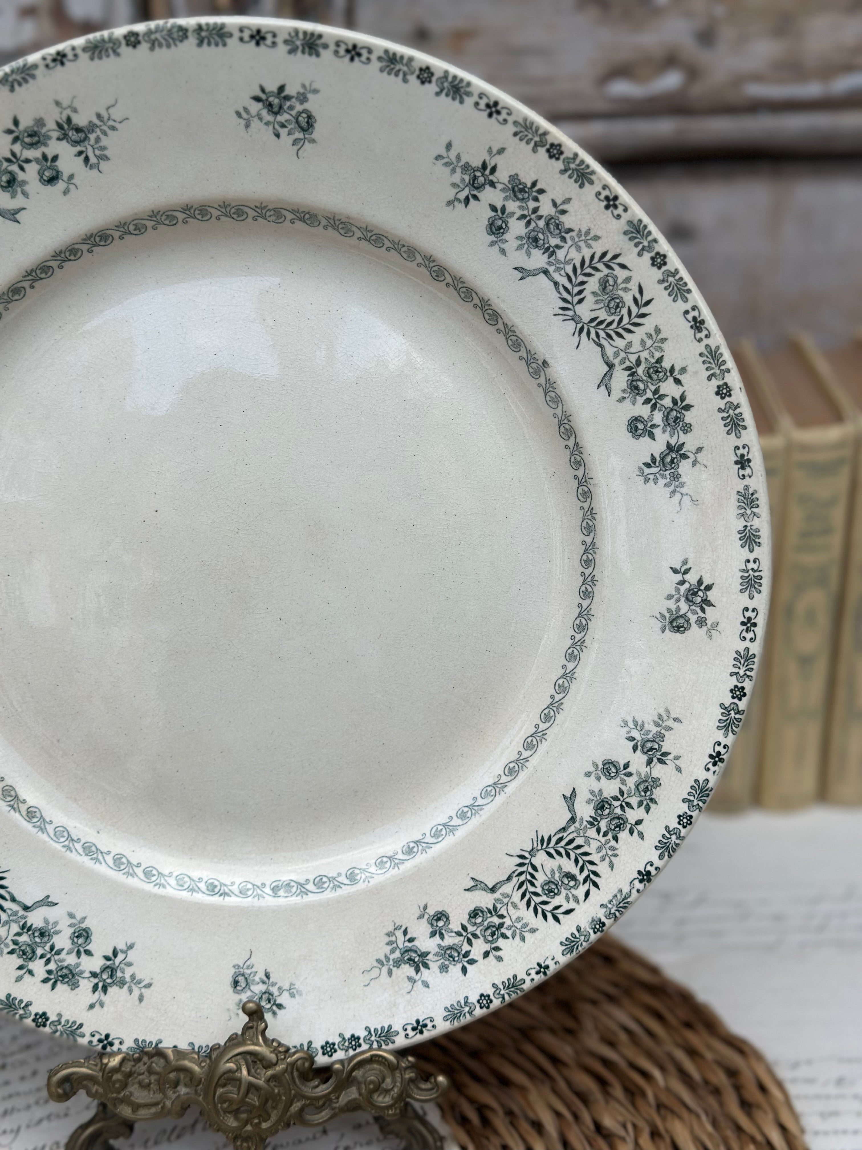 Plat rond terre de fer Borodino