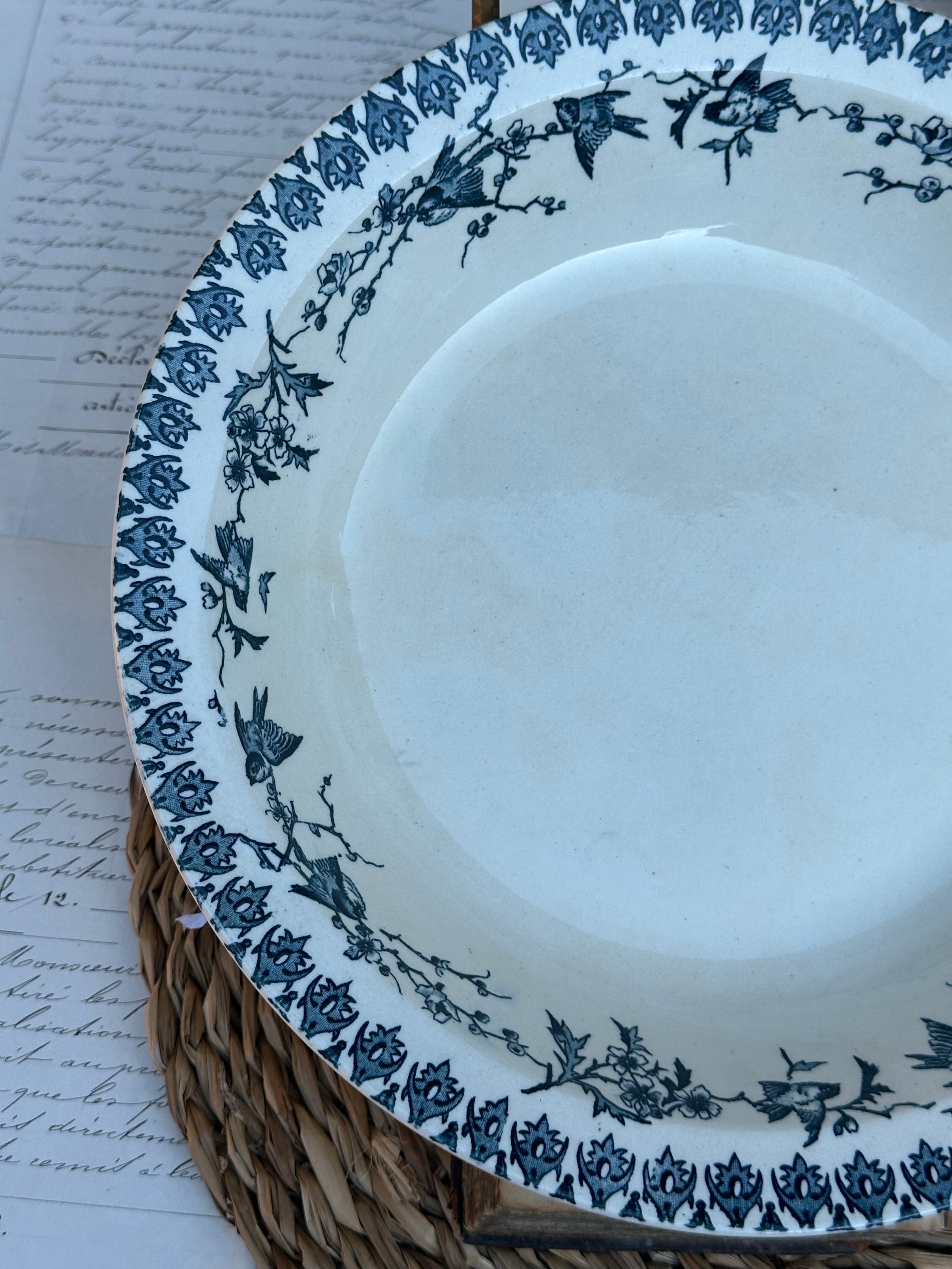 Plat creux Choisy le Roi modèle Lyonnais