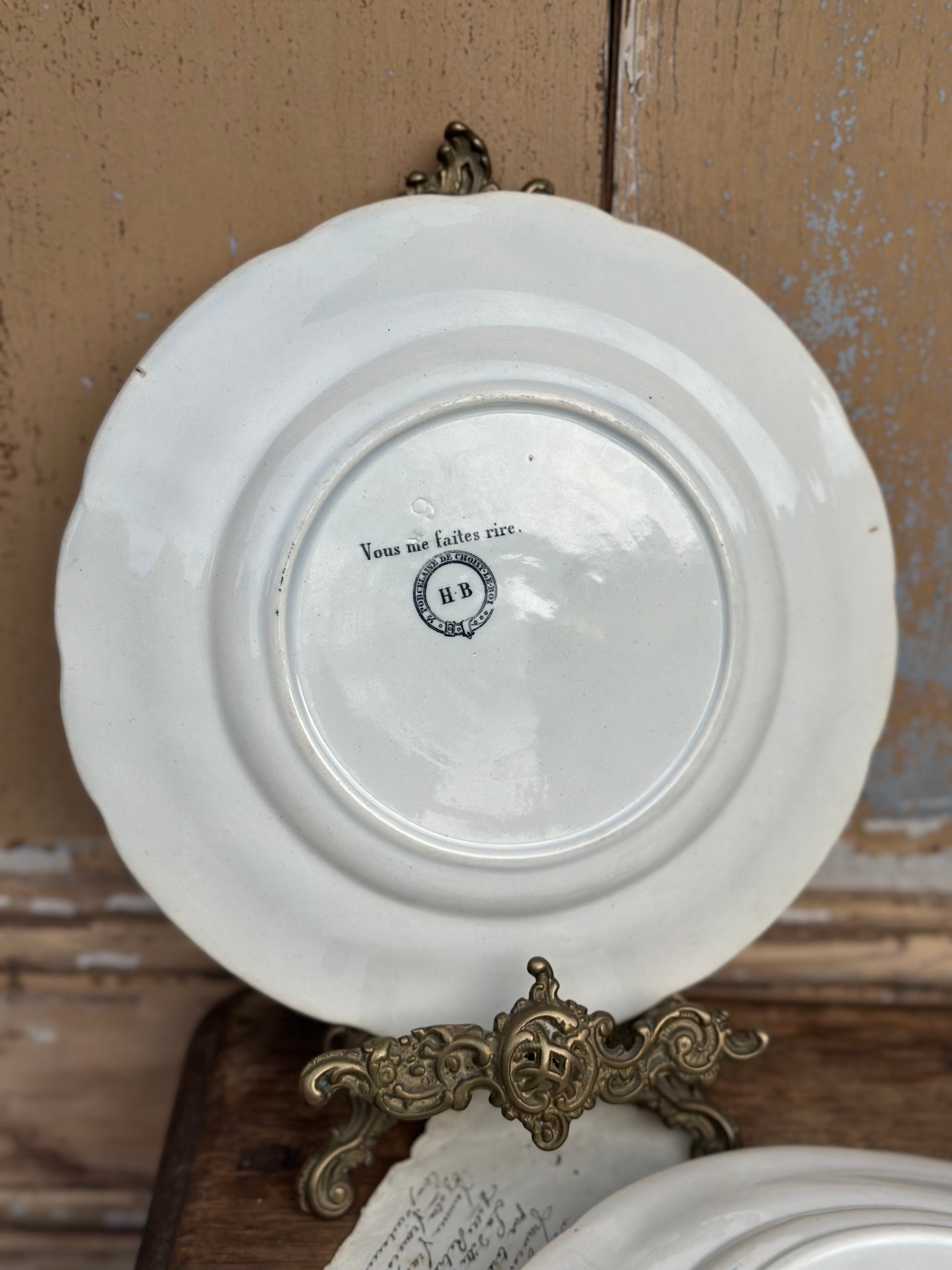 Suite de 3 assiettes parlantes Choisy le Roi