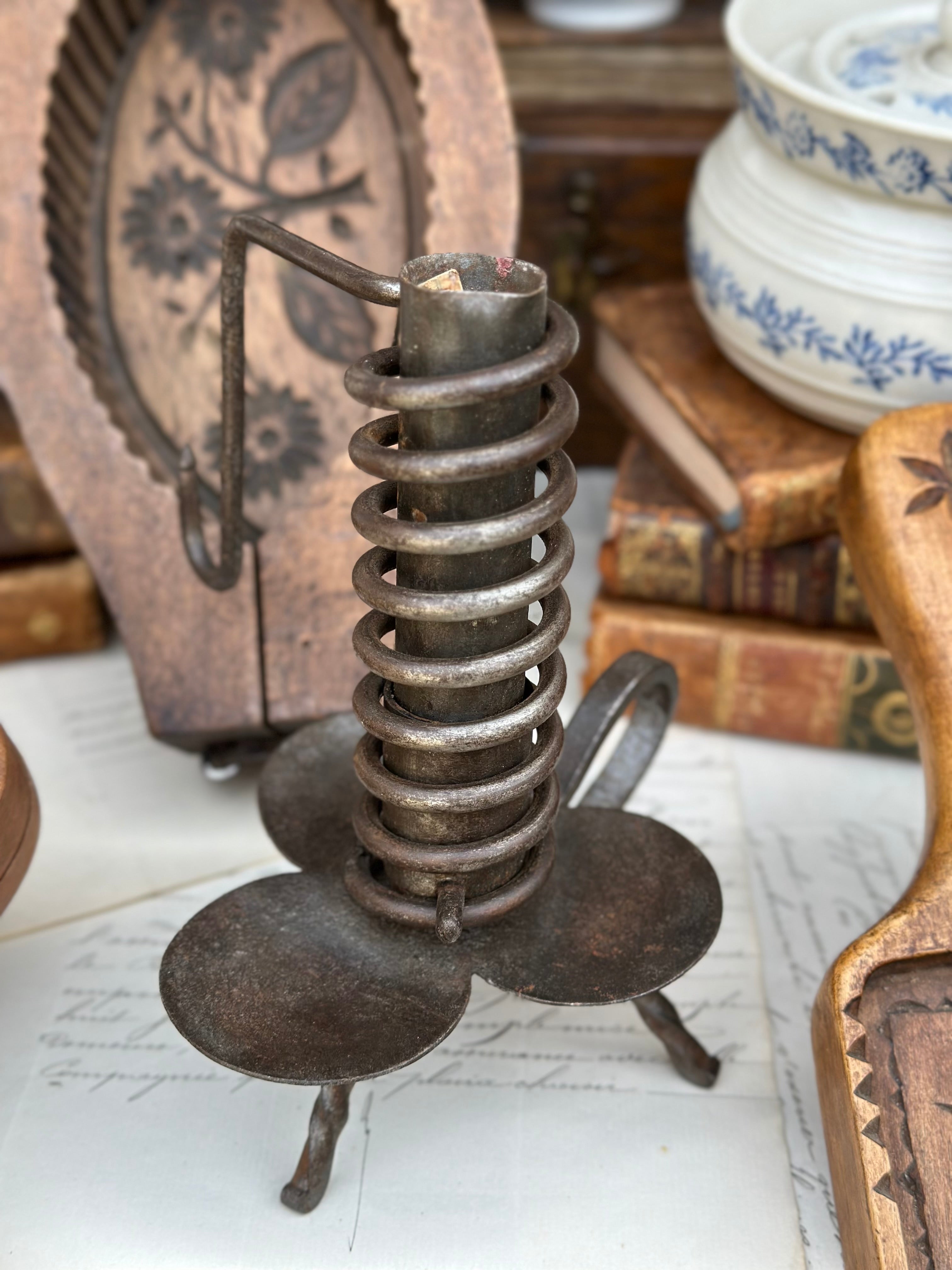 Bougeoir (rat de cave) en fer forgé début XIXème