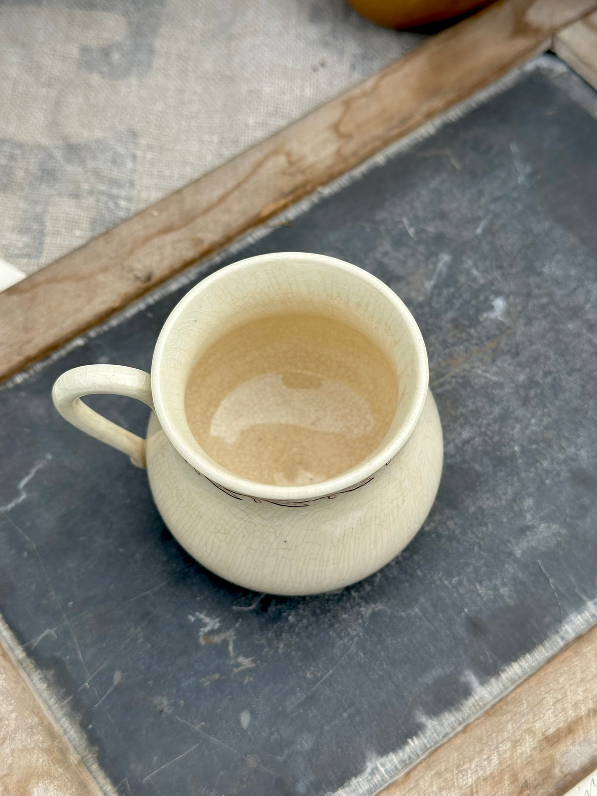 Pot à crème terre de fer patiné