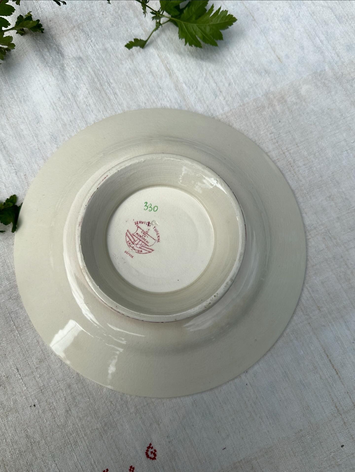 Deux plats piédouche - Jules Vieillard Bordeaux et Creil et Montereau