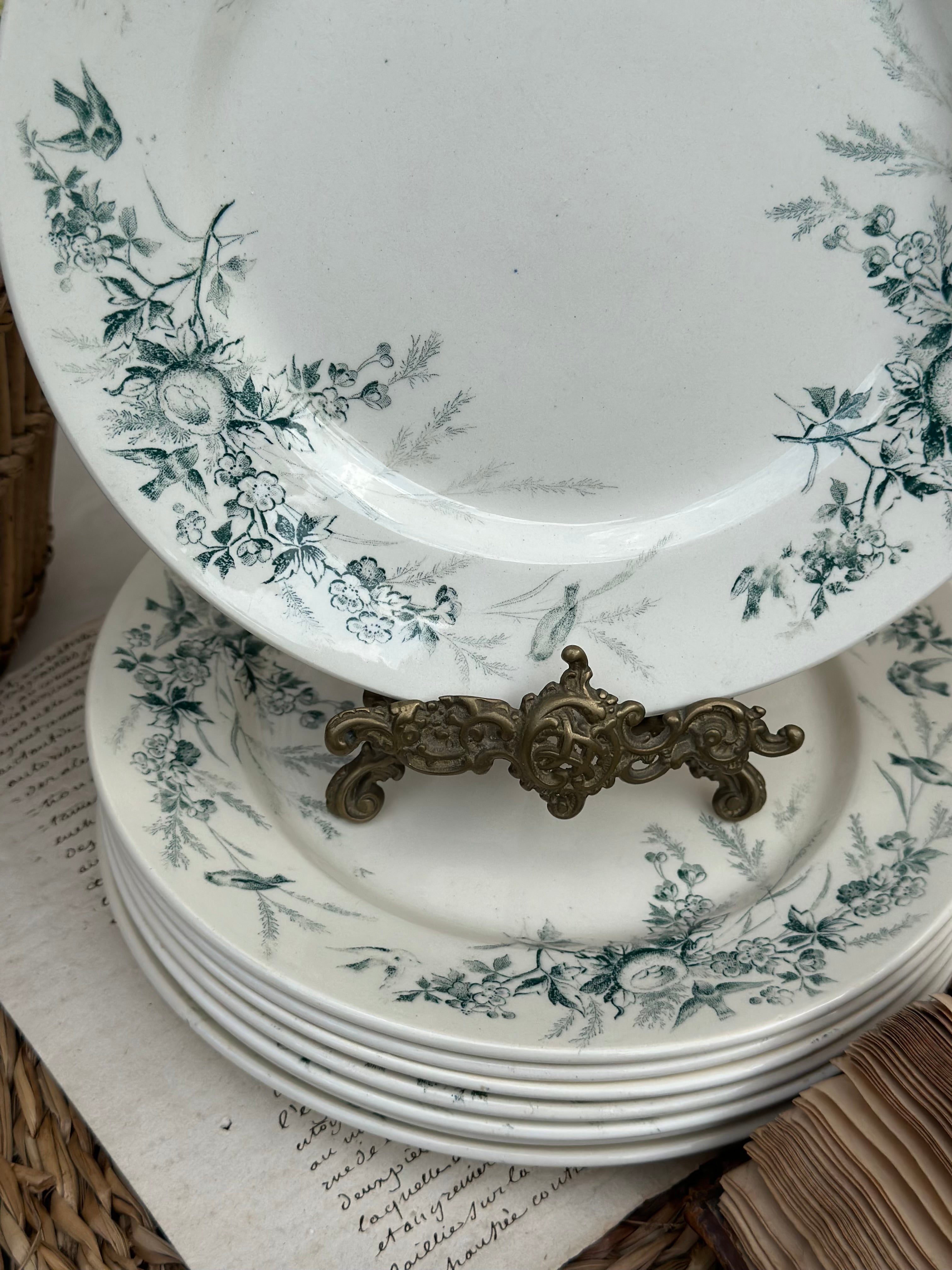 Creil et Montereau "Linotte" flat plate (several available)