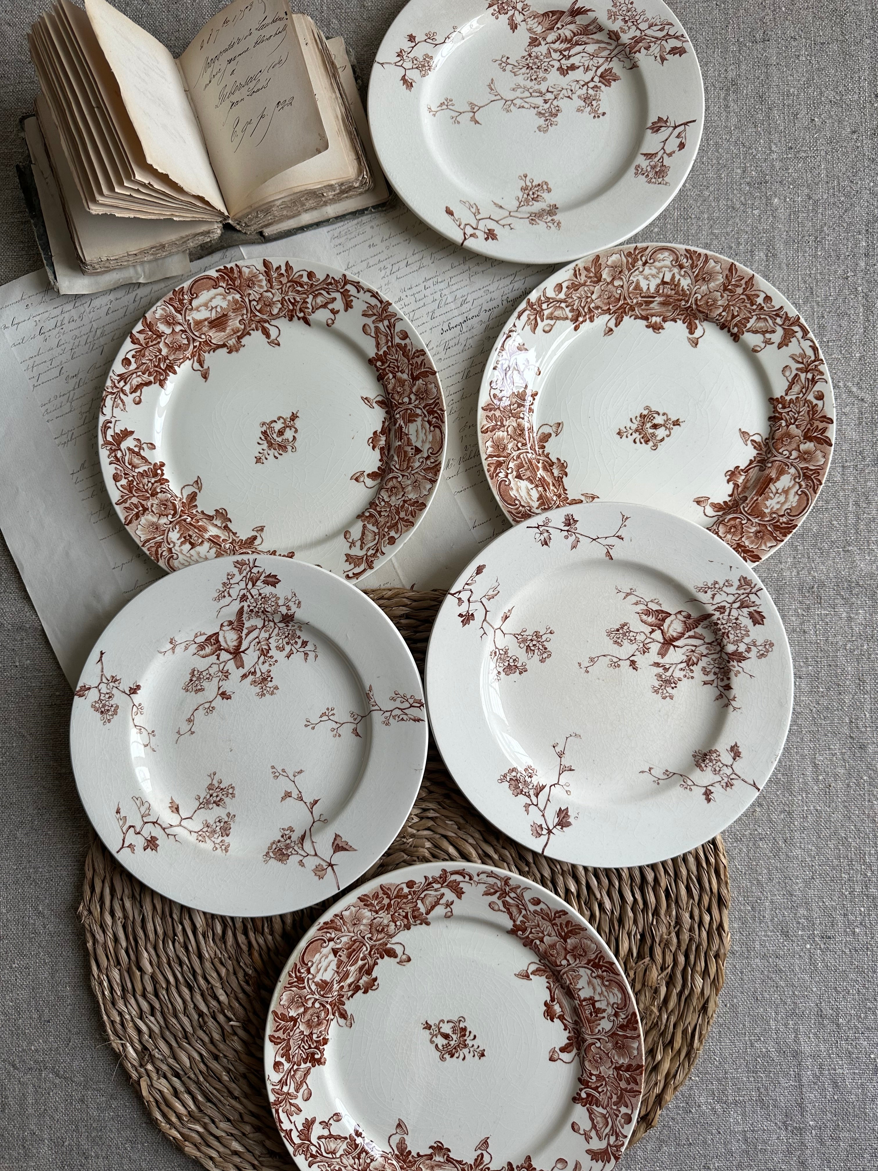 Suite de 6 assiettes à dessert dépareillées, Lunéville Fauvette, Badonviller Marine