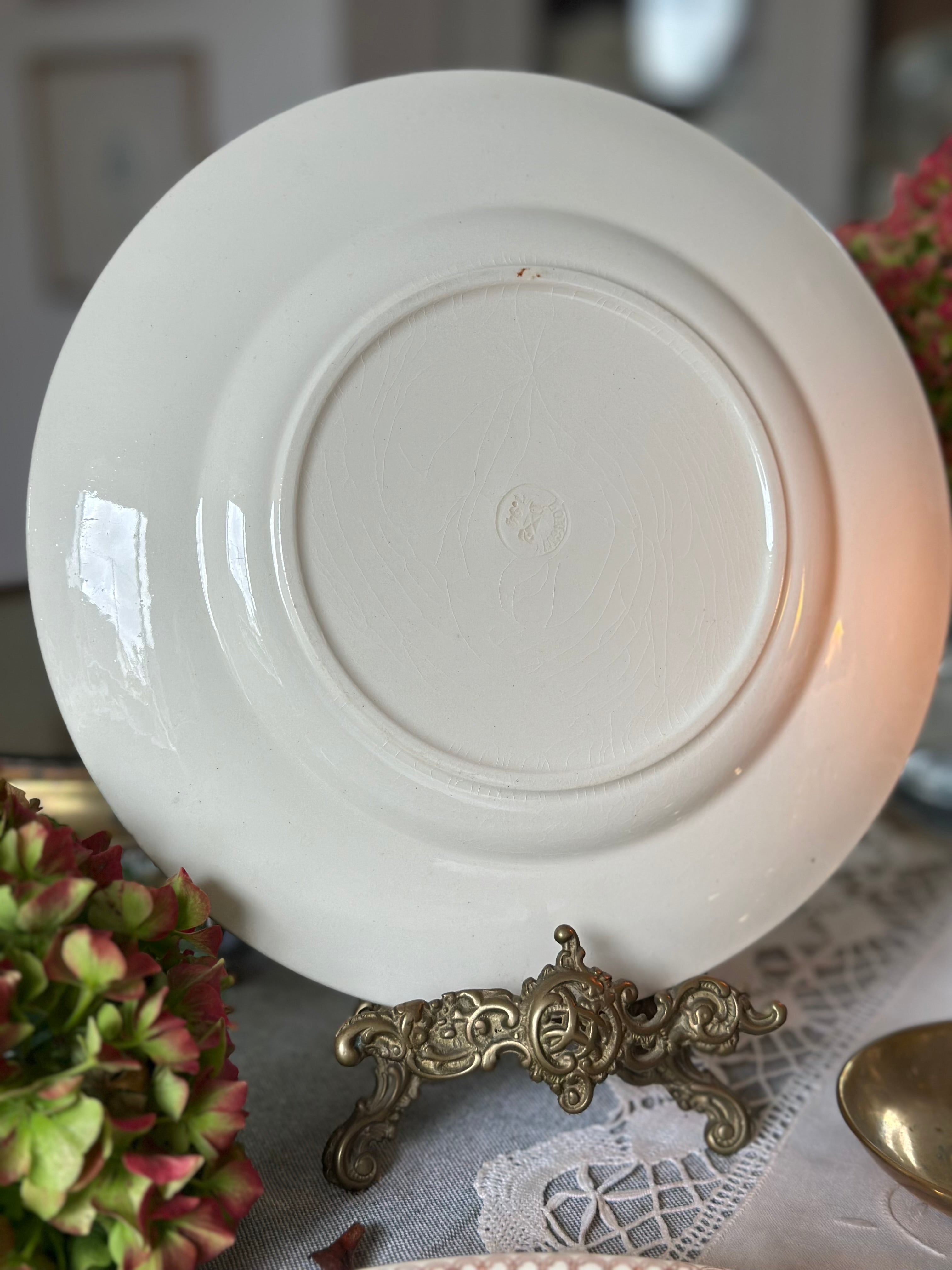 Assiette polychrome Longwy Oiseau