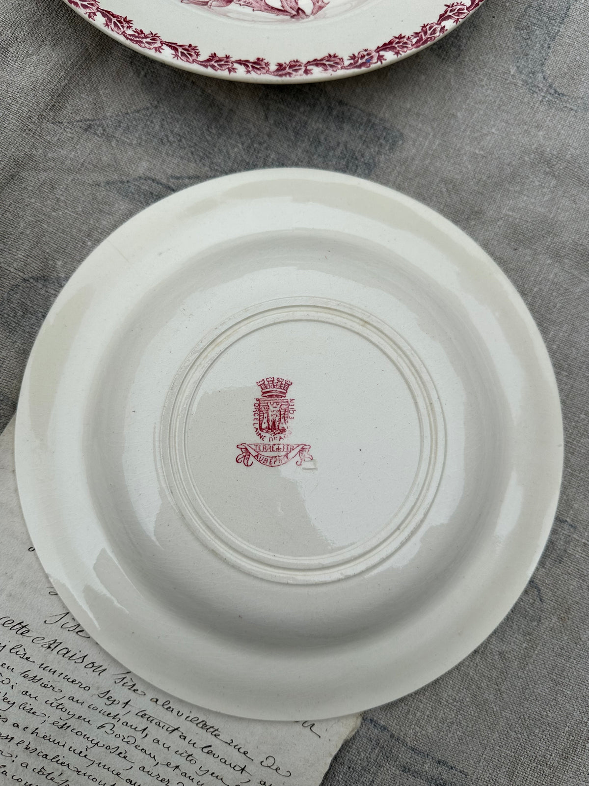 Set of 4 mismatched deep plates
