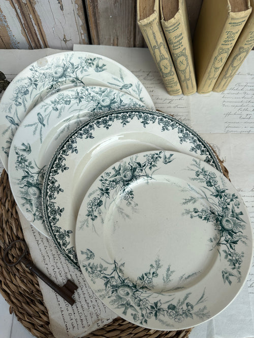 4 assiettes dépareillées imparfaites