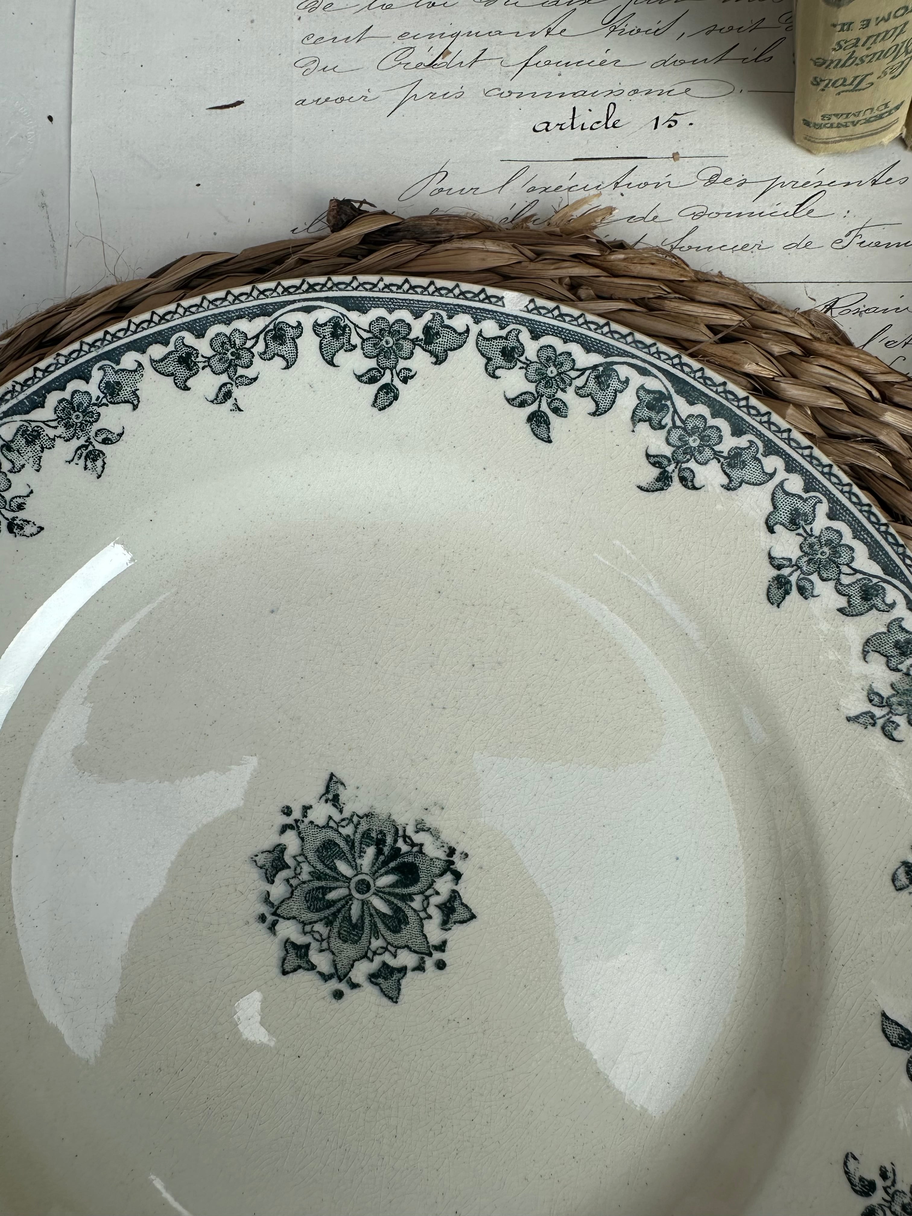 4 assiettes dépareillées imparfaites