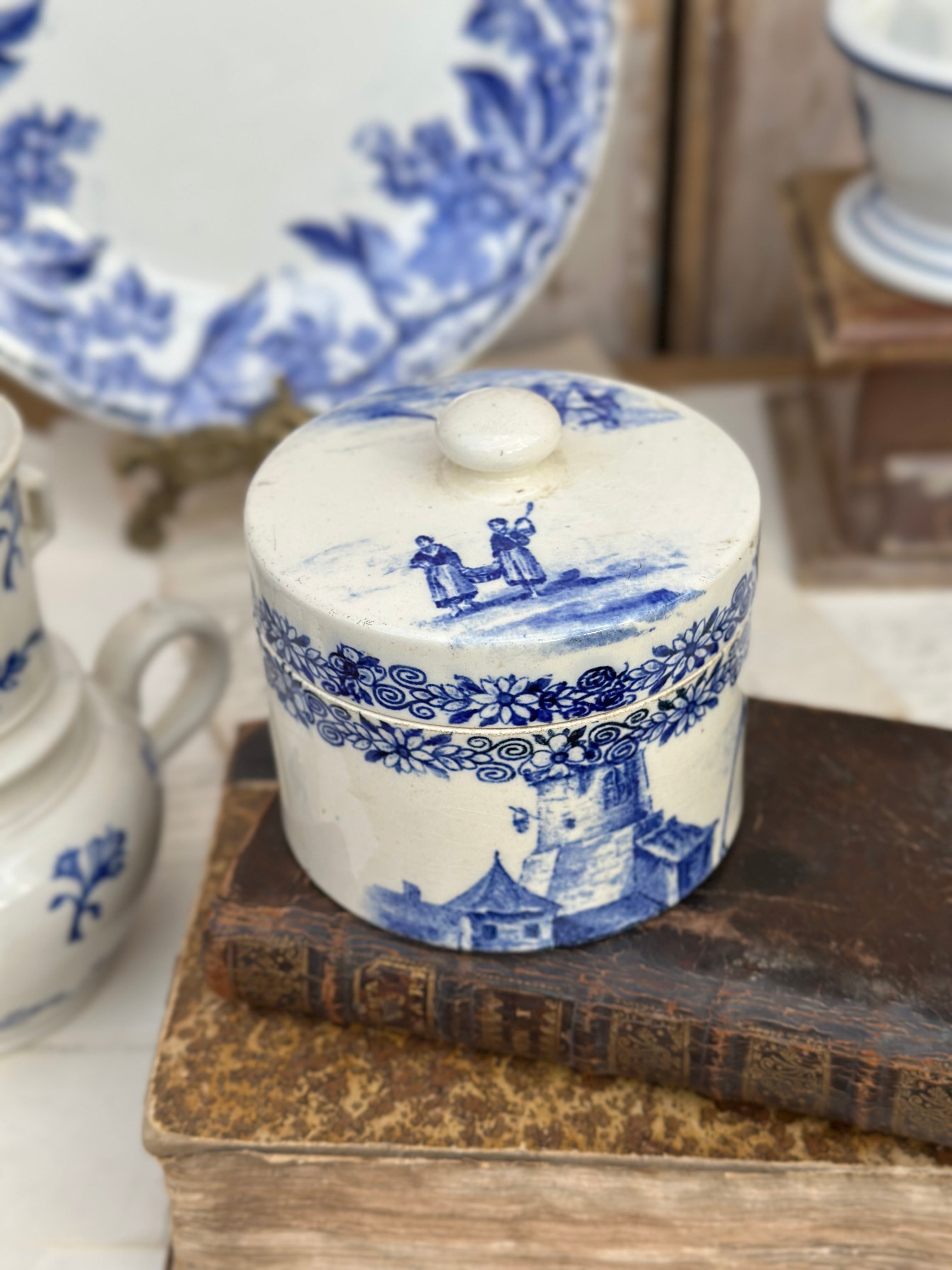 Rare boîte à poudre Choisy le Roi XIXème