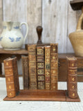 Expandable bookend