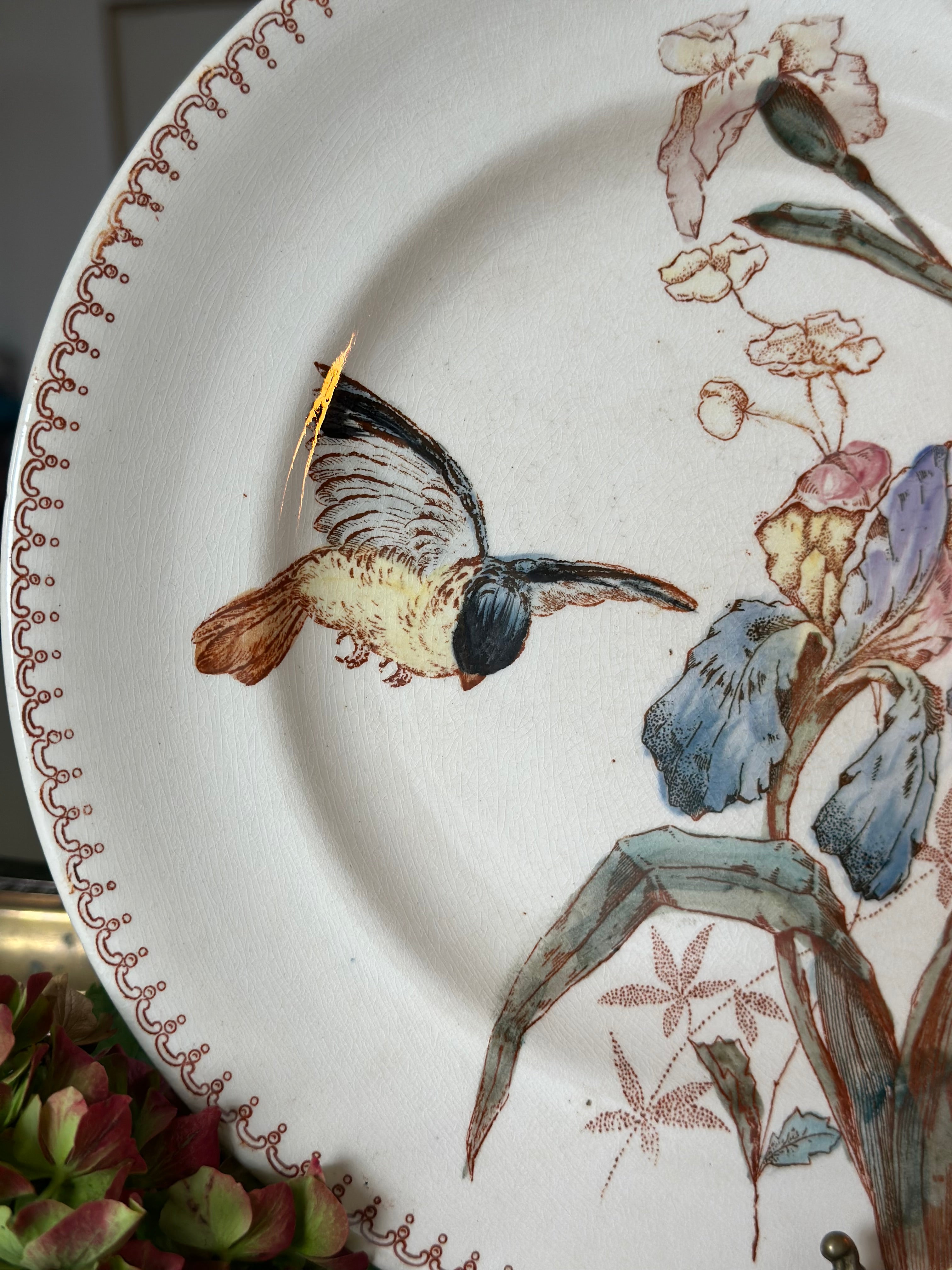 Assiette polychrome Longwy Oiseau