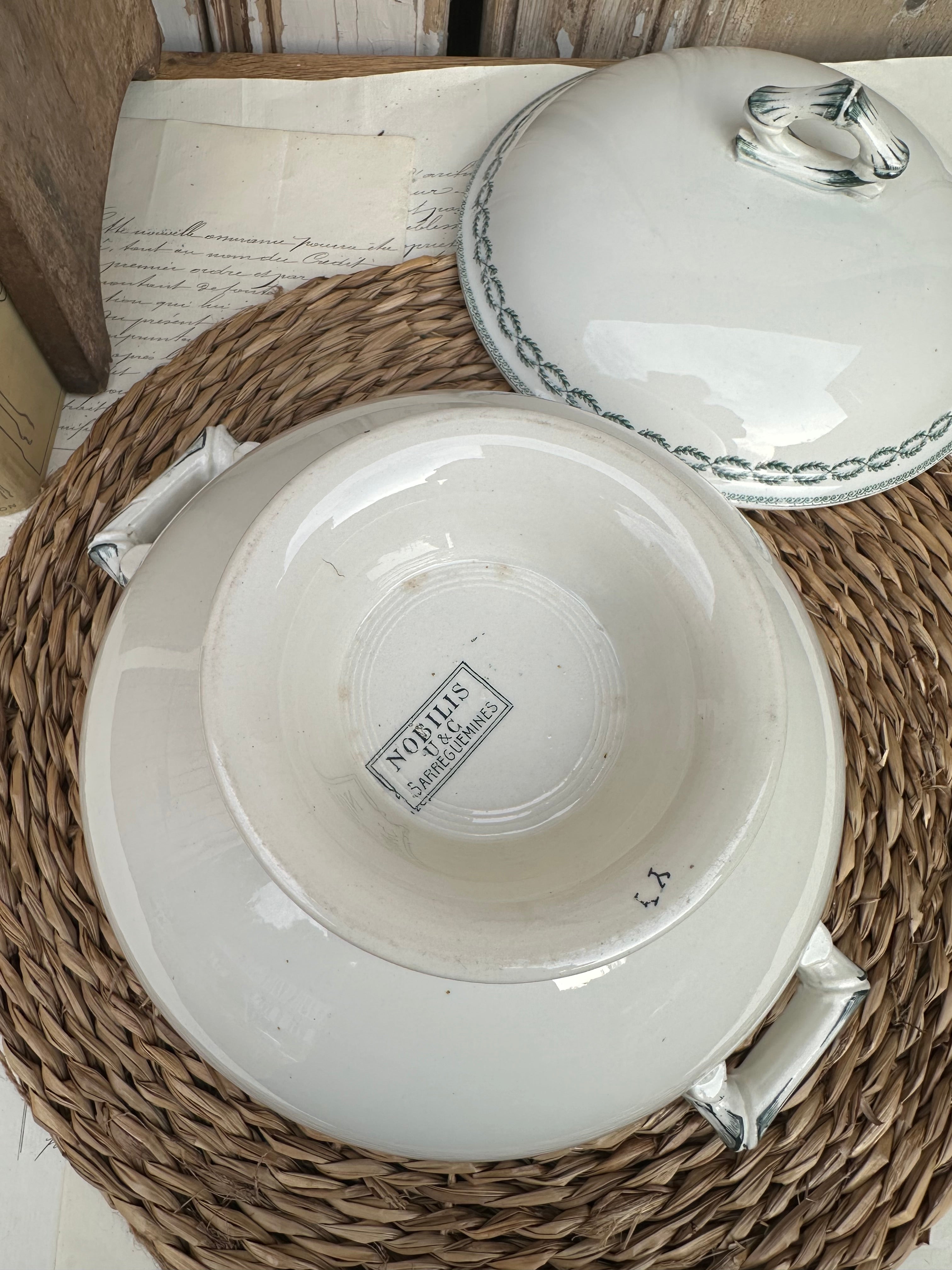 Small Sarreguemines Nobilis soup tureen