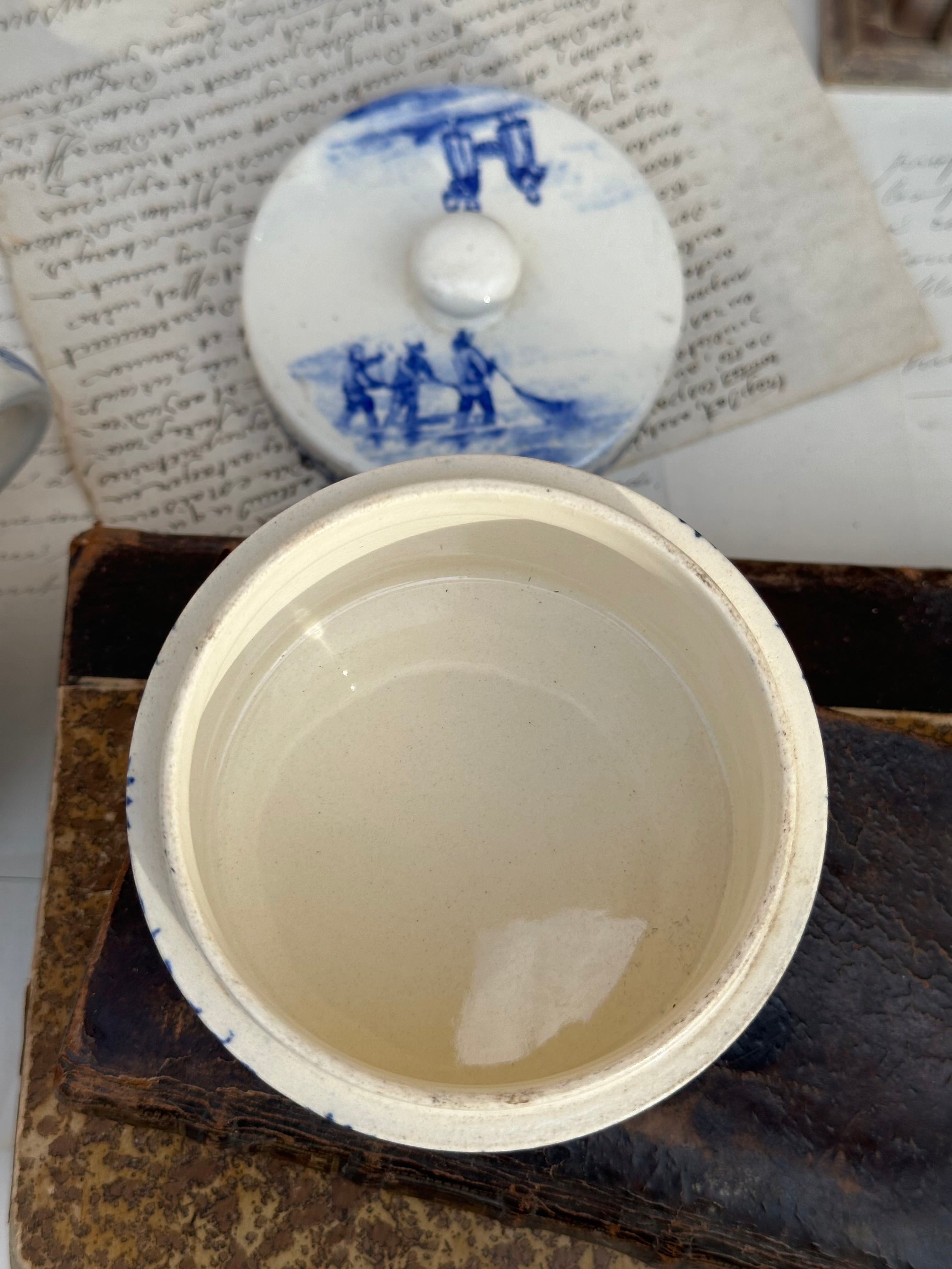 Rare boîte à poudre Choisy le Roi XIXème