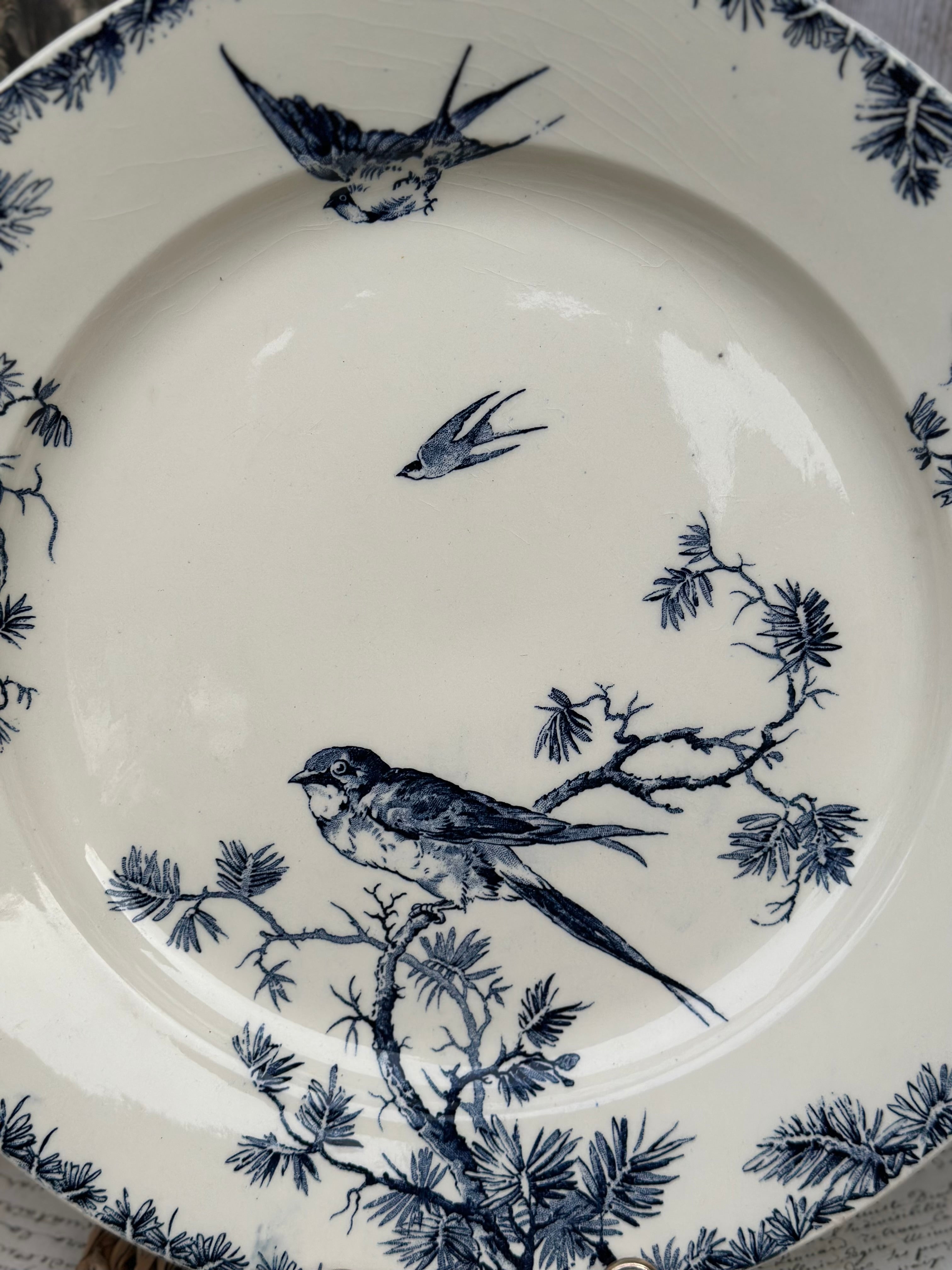 Large round Gien Provençal dish