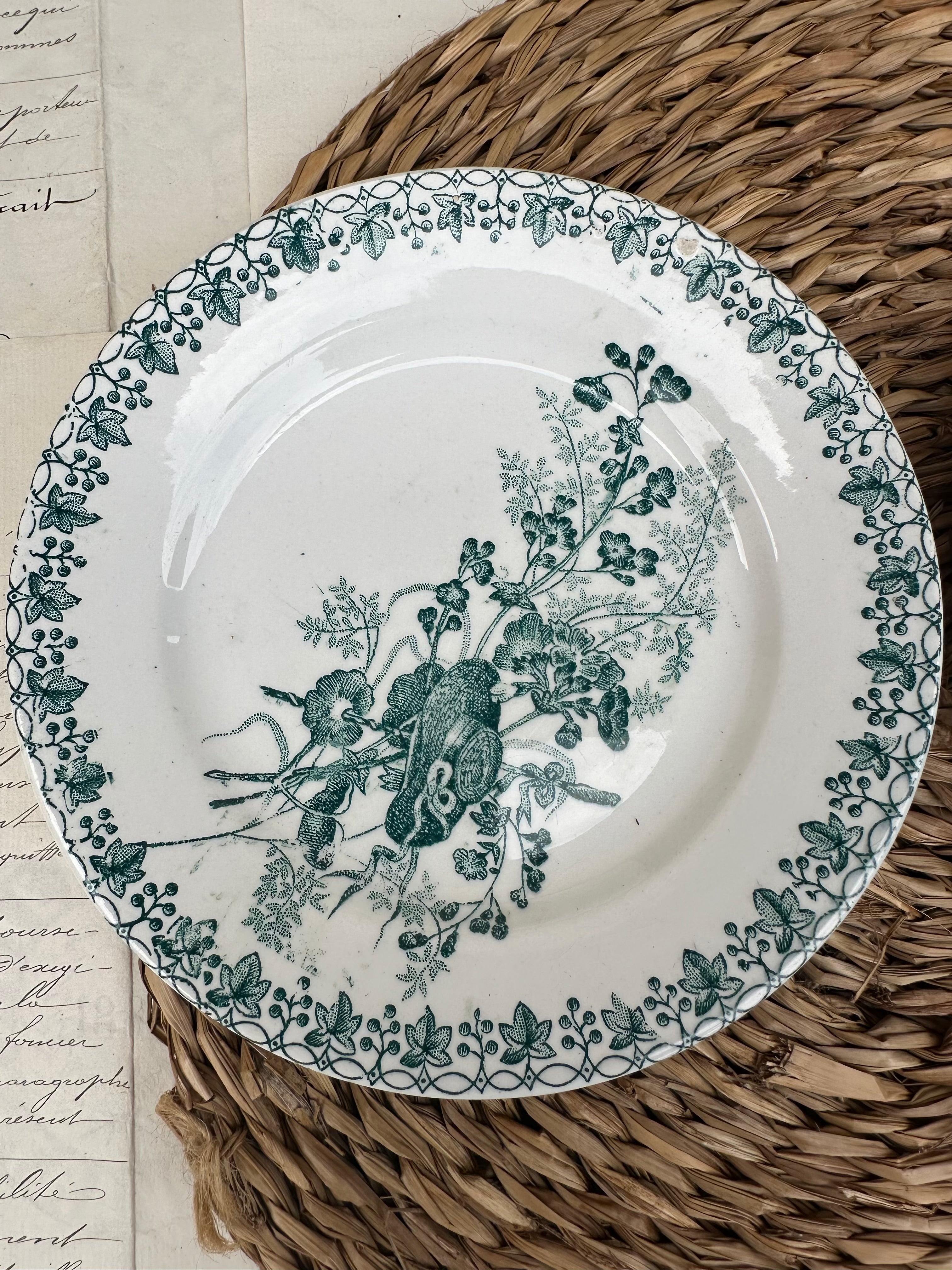 Rare paire de petites assiettes (à pain?) Onnaing modèle Moisson
