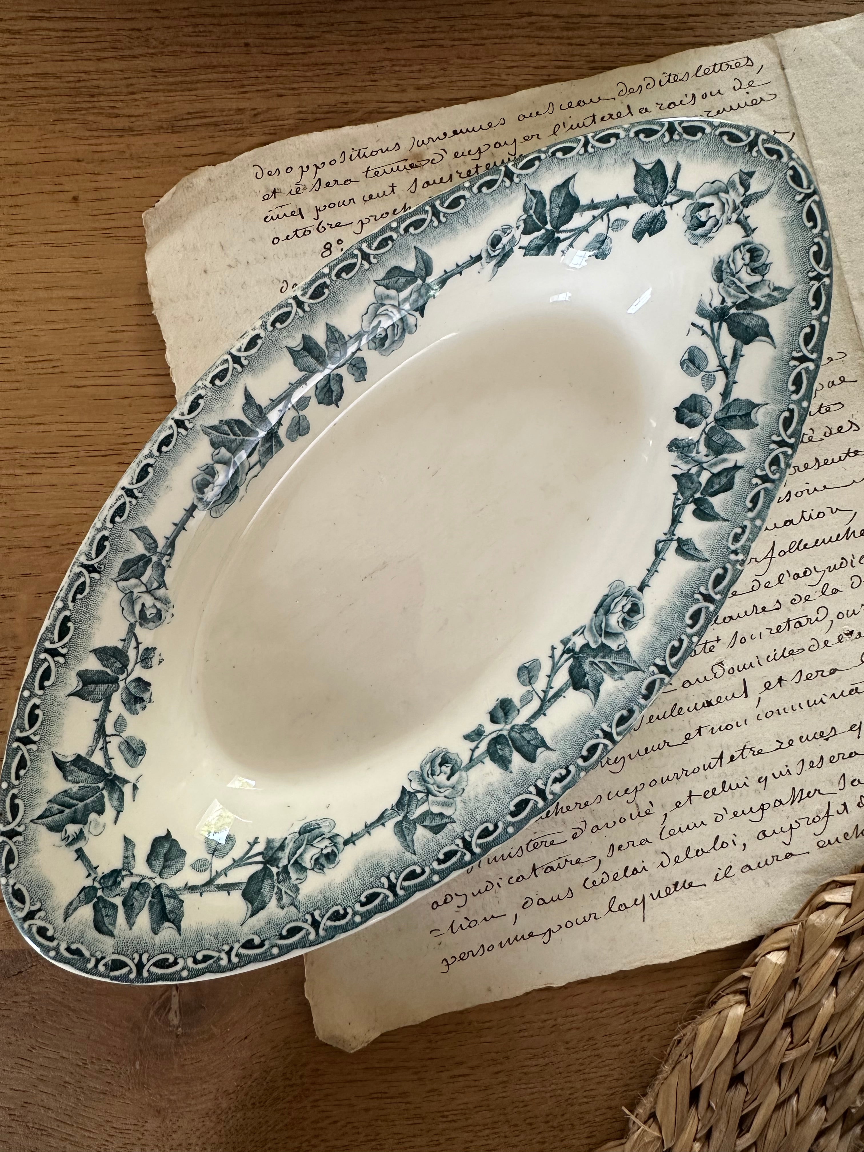 Choisy le Roi Paris pattern relish dish