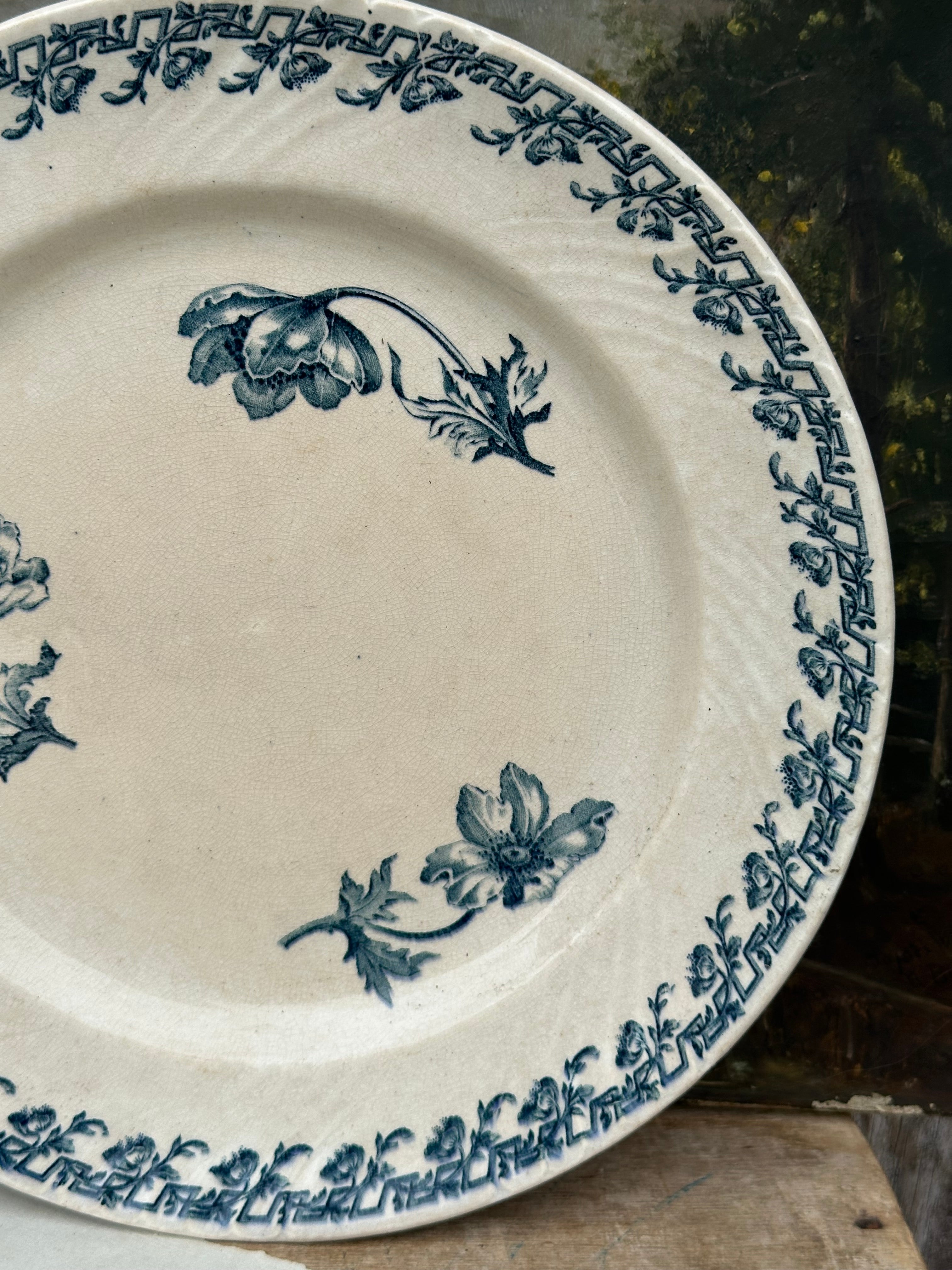 Pedestal dish, Lunéville, Louis XVI model