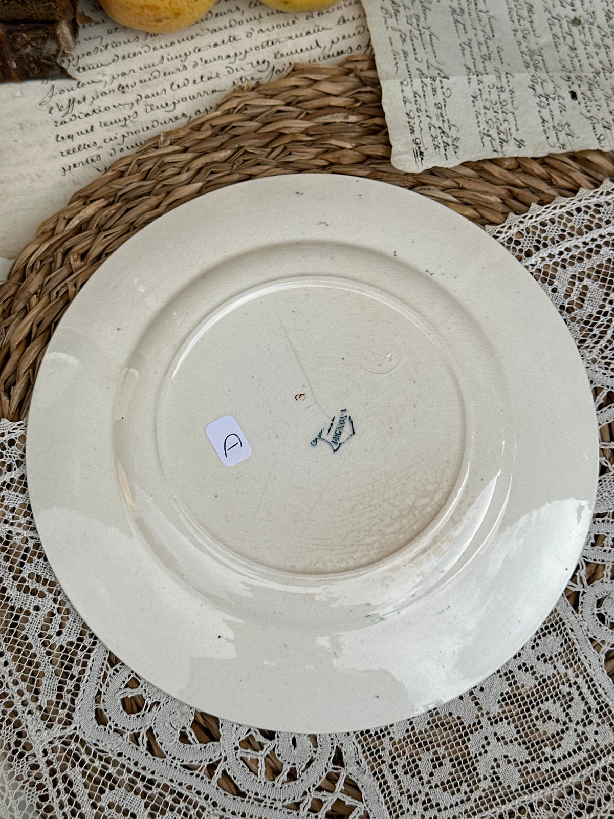 D. Suite de 5 assiettes à dessert Longwy modèle Mignon