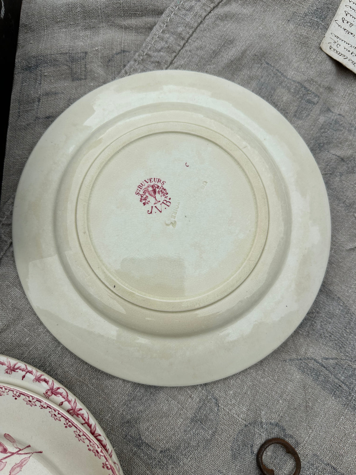 I. Set of 6 mismatched dinner plates