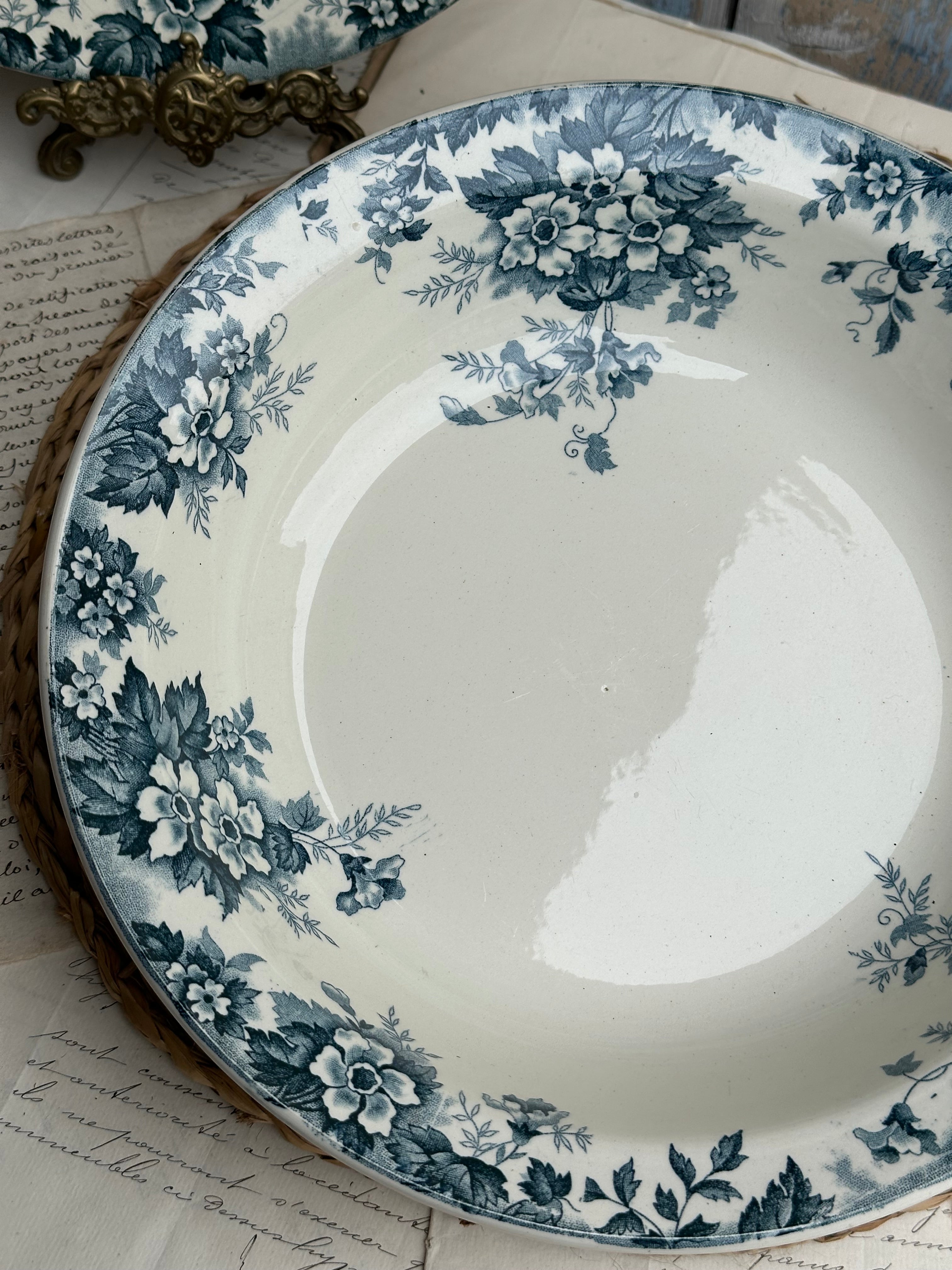 Plat creux Saint Amand Hamage modèle Marie- Louise