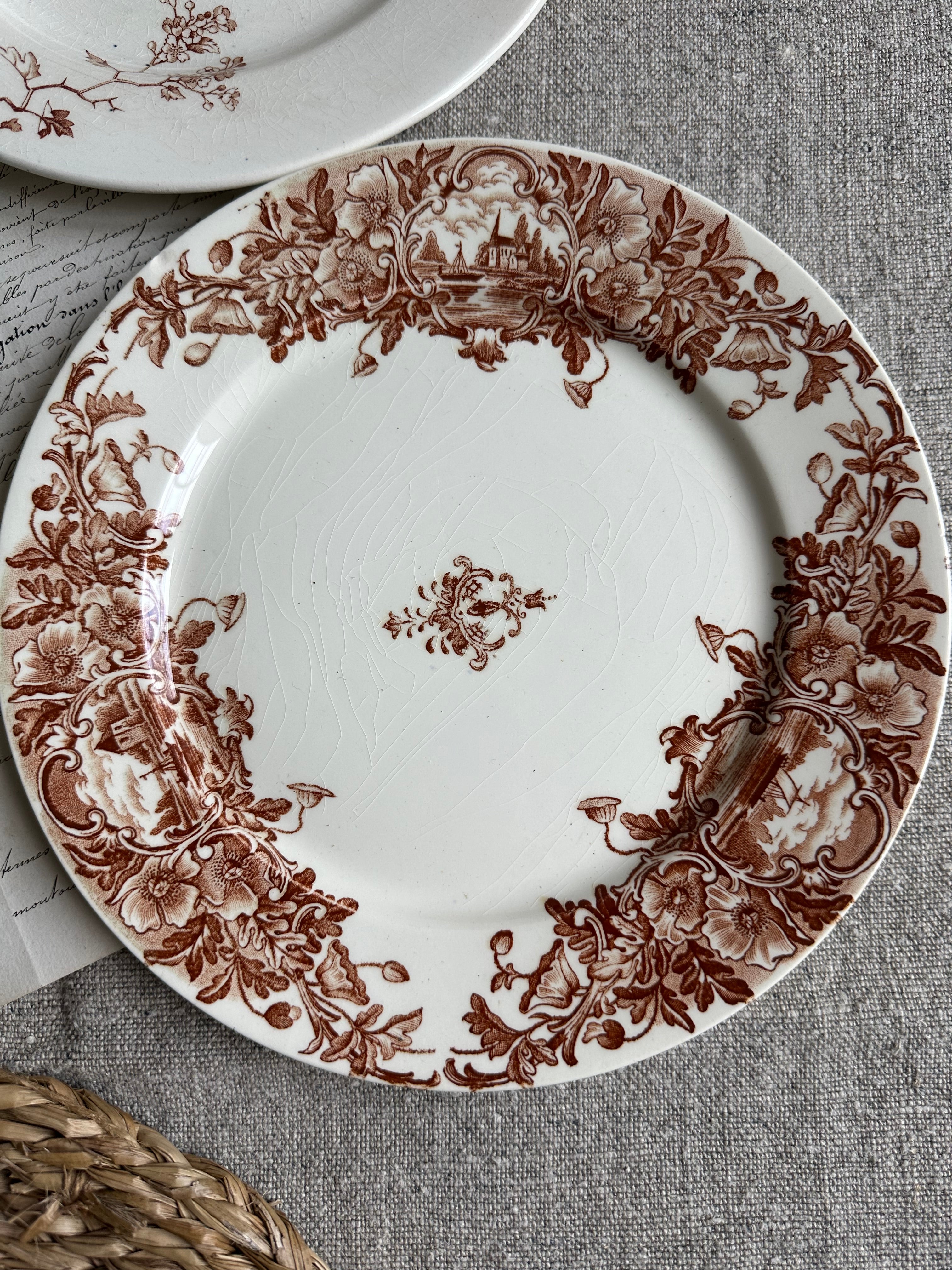 Suite de 6 assiettes à dessert dépareillées, Lunéville Fauvette, Badonviller Marine