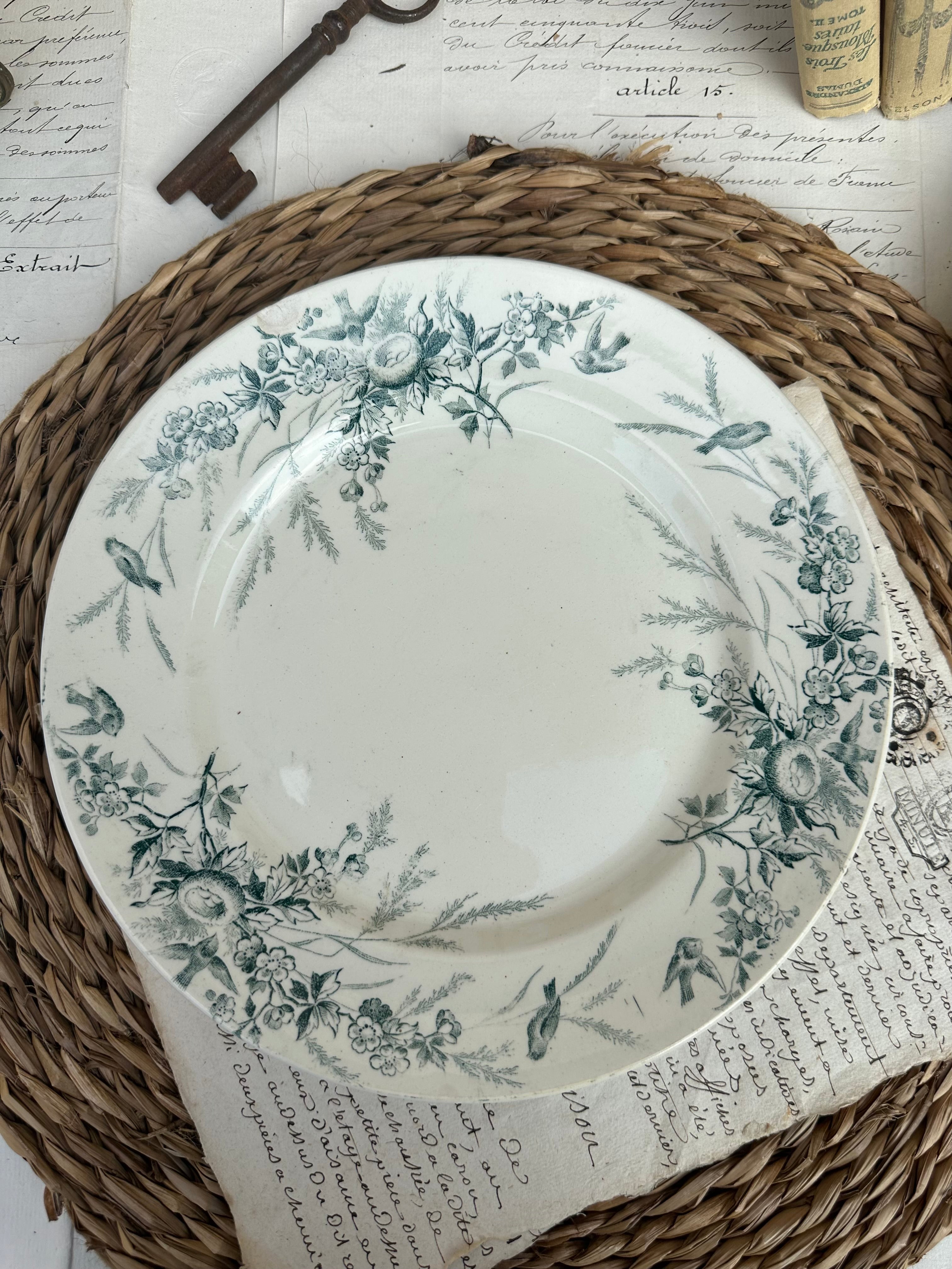 4 assiettes dépareillées imparfaites