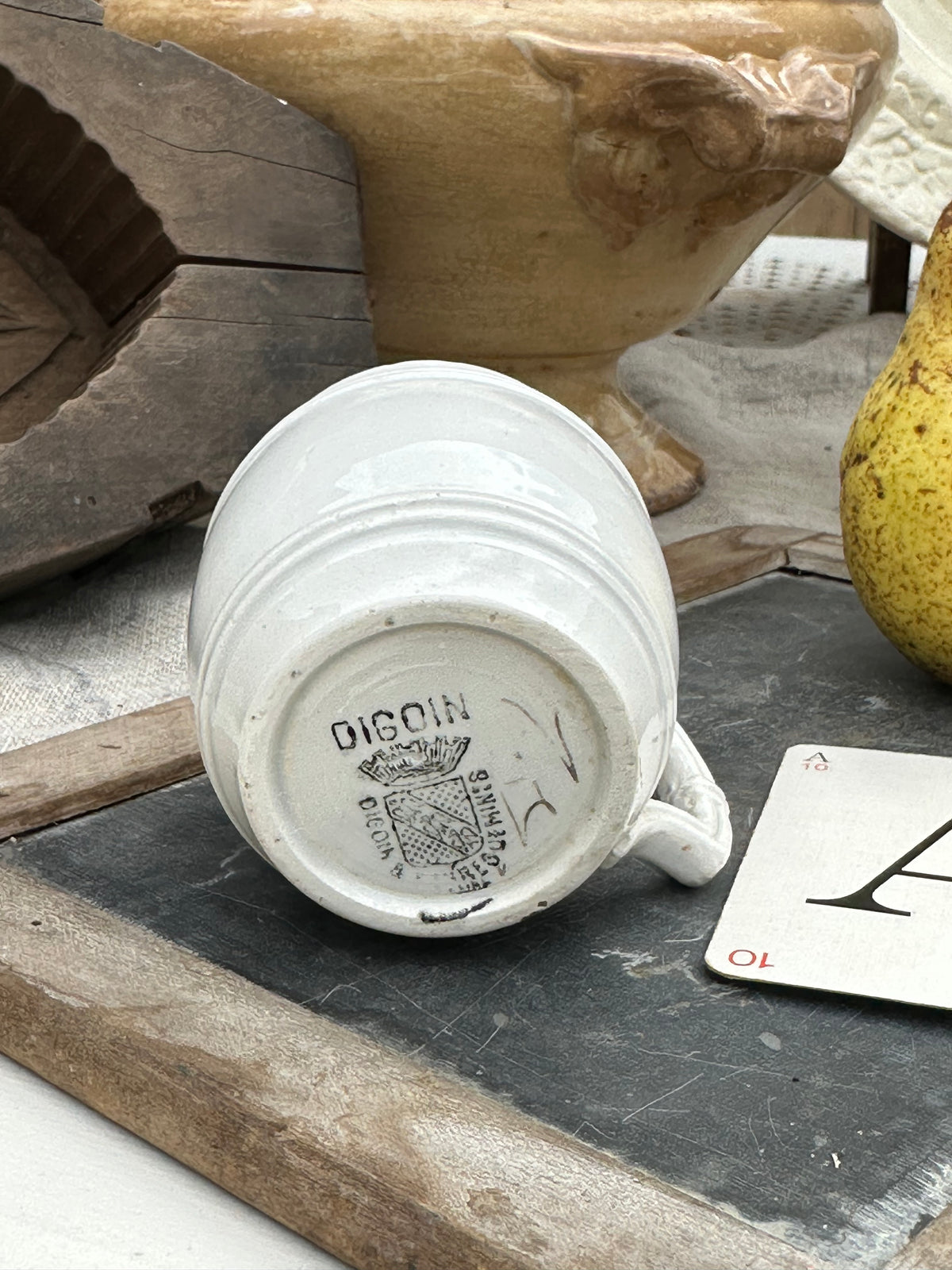 A. Mustard pot / Sarreguemines mug