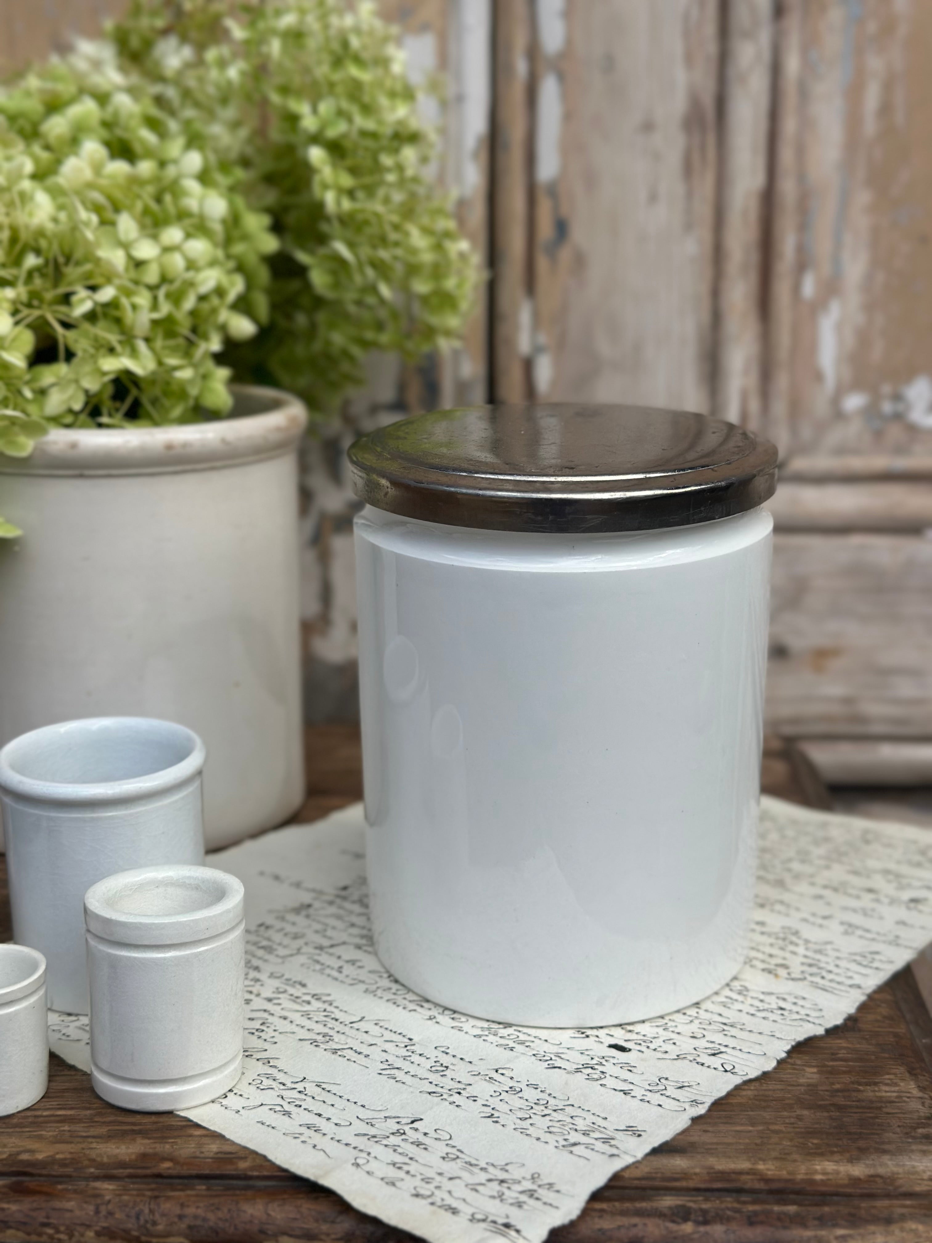 Pot avec couvercle d'origine Choisy le Roi  XIXème - H. 12.50cm