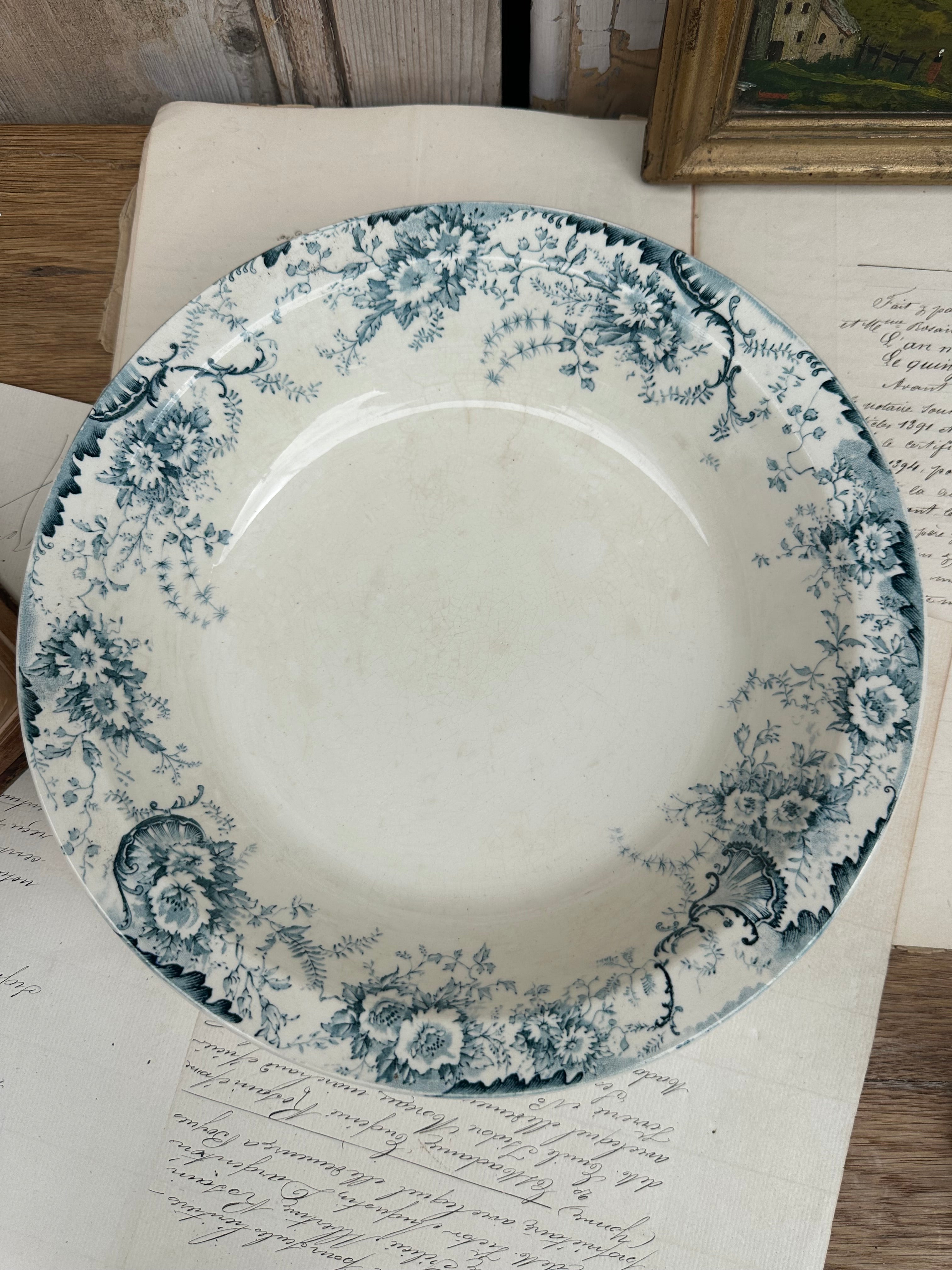 Deep dish Choisy le Roi Derby pattern