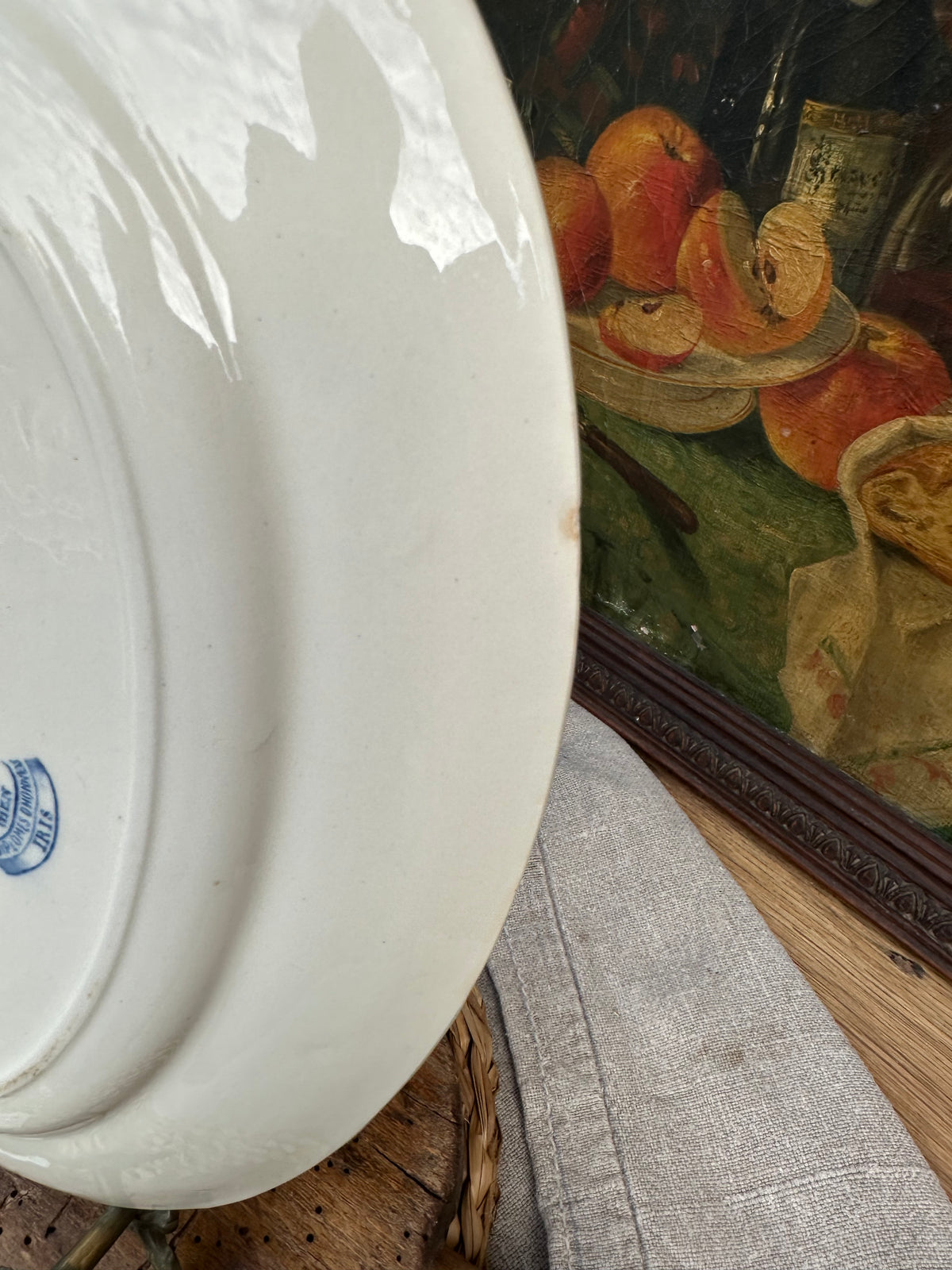 Small oval dish Gien Iris pattern