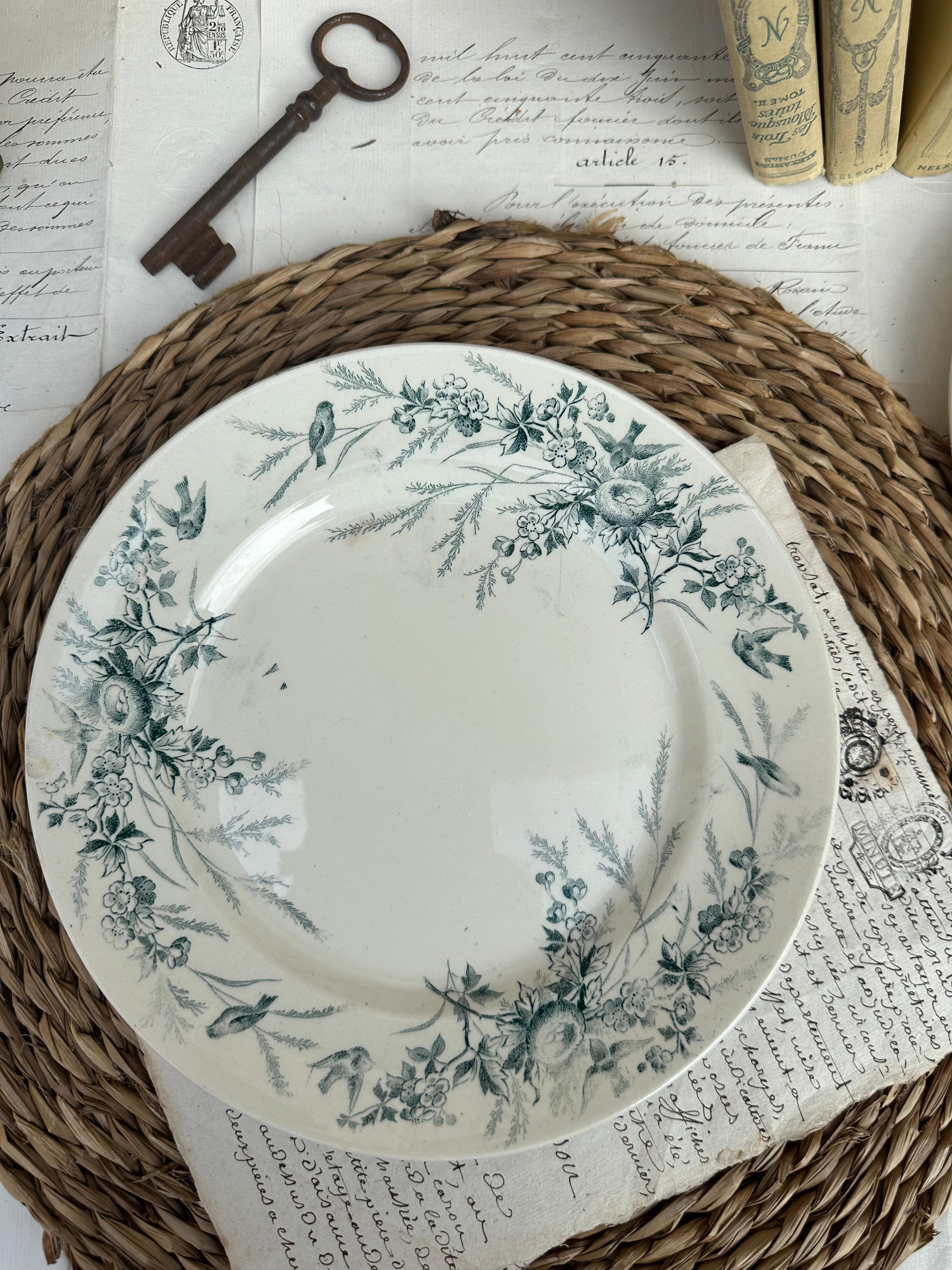 4 assiettes dépareillées imparfaites
