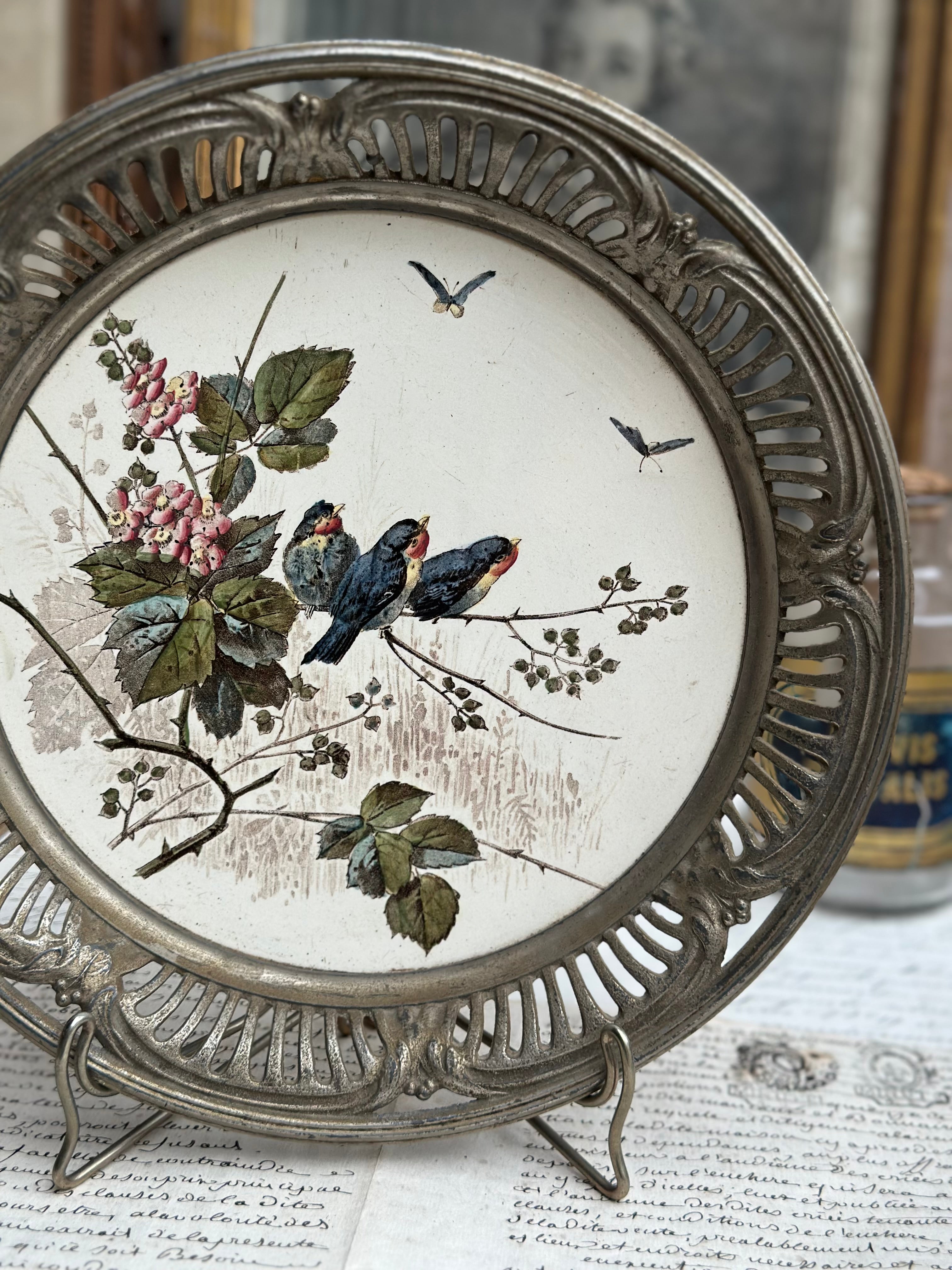 Assiette décorative polychrome Sarreguemines Printemps