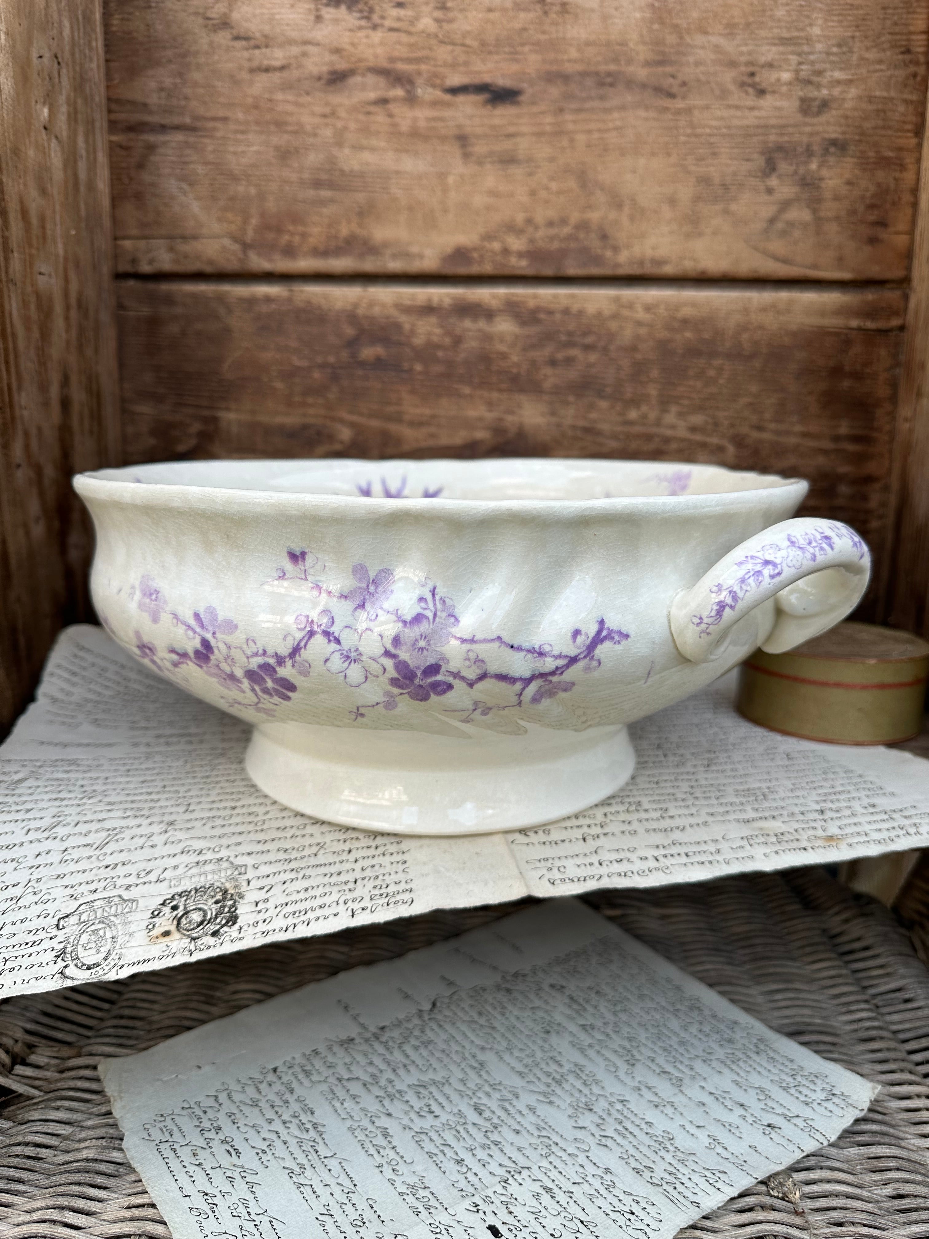 Reserved M - Longwy mauve dinnerware pieces
