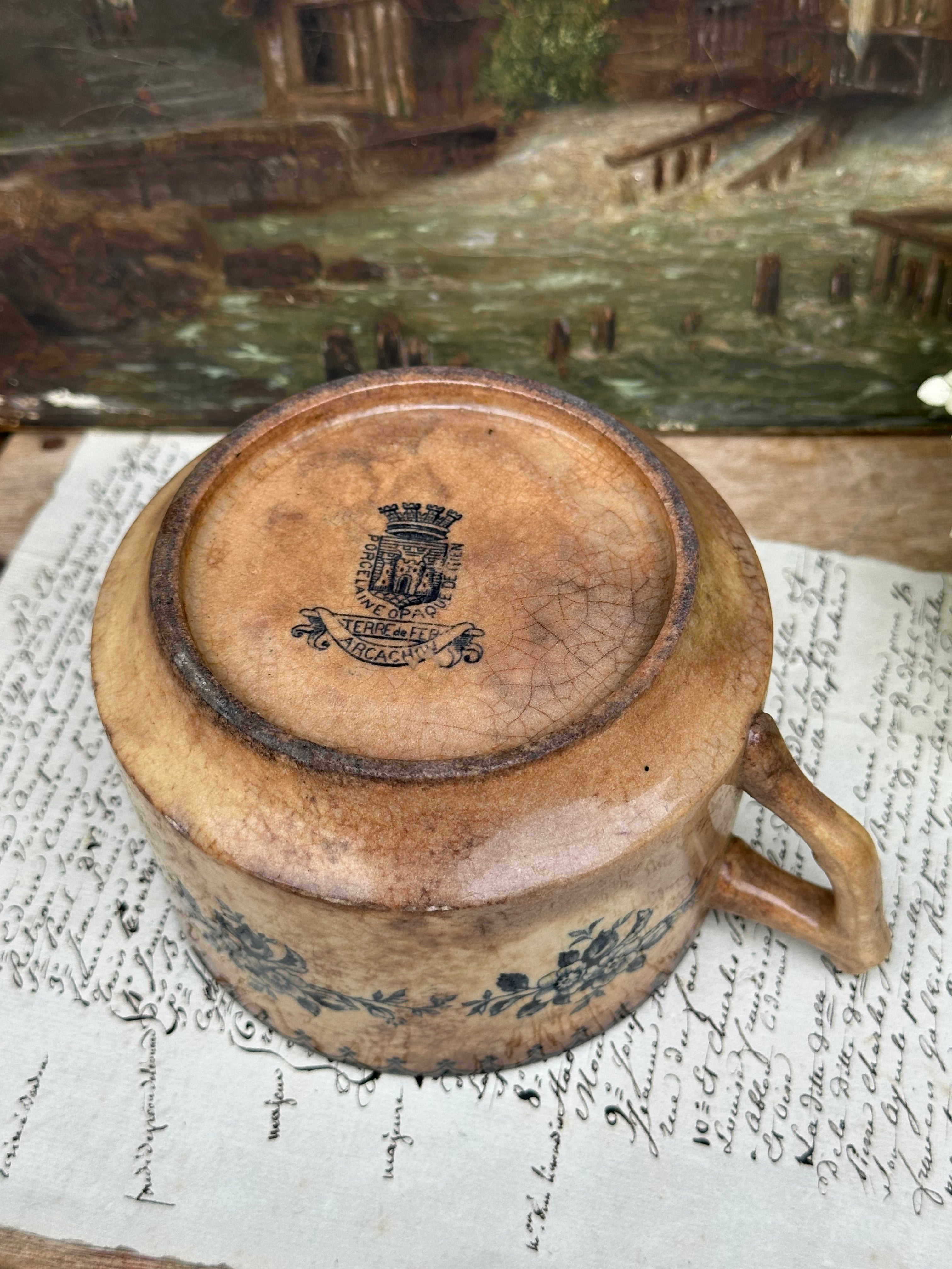 Exceptional large Gien Arcachon hot chocolate cup