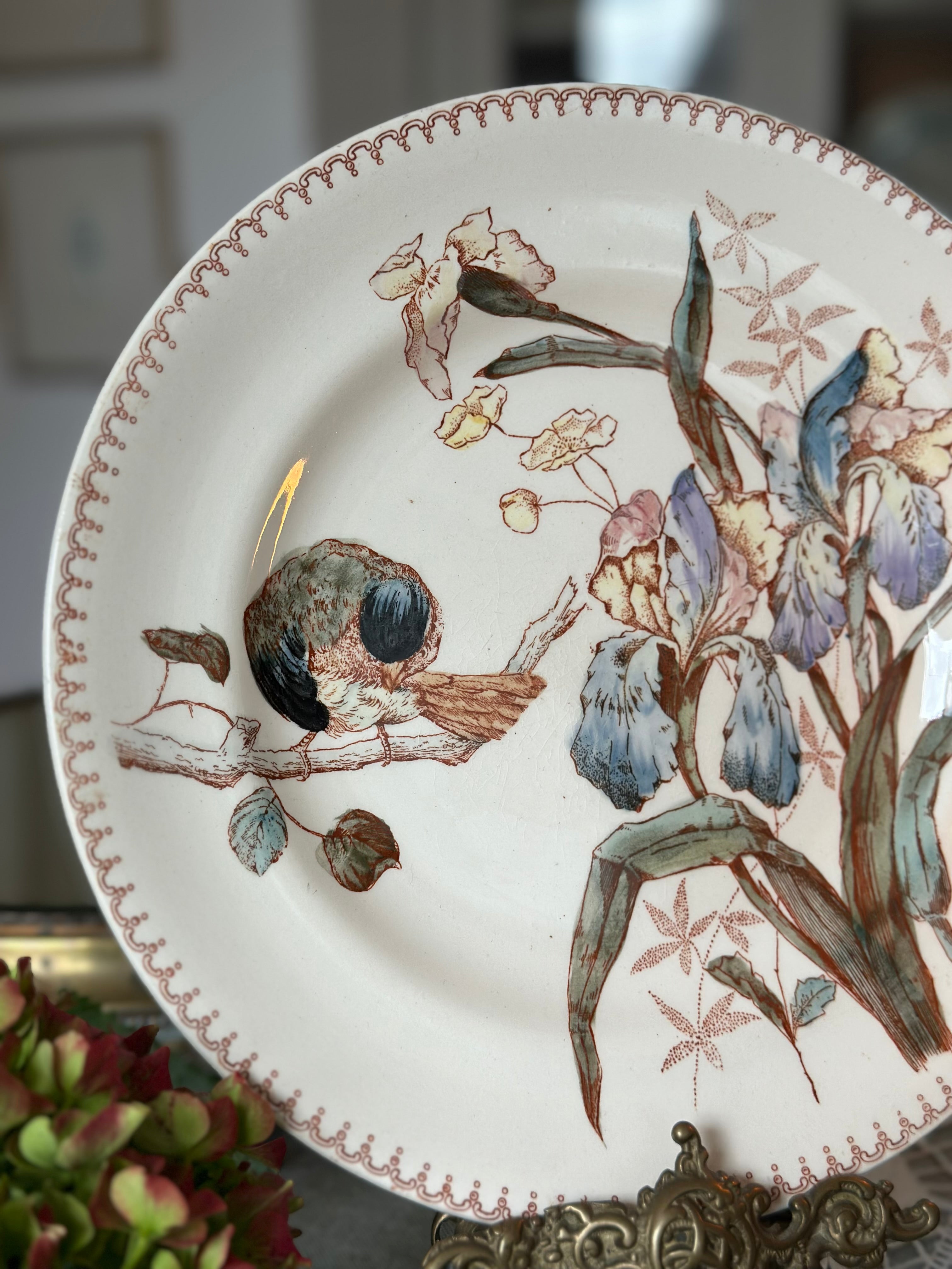 Assiette polychrome Longwy Oiseau