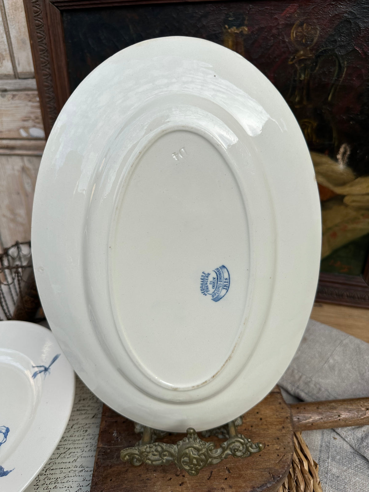 Small oval dish Gien Iris pattern