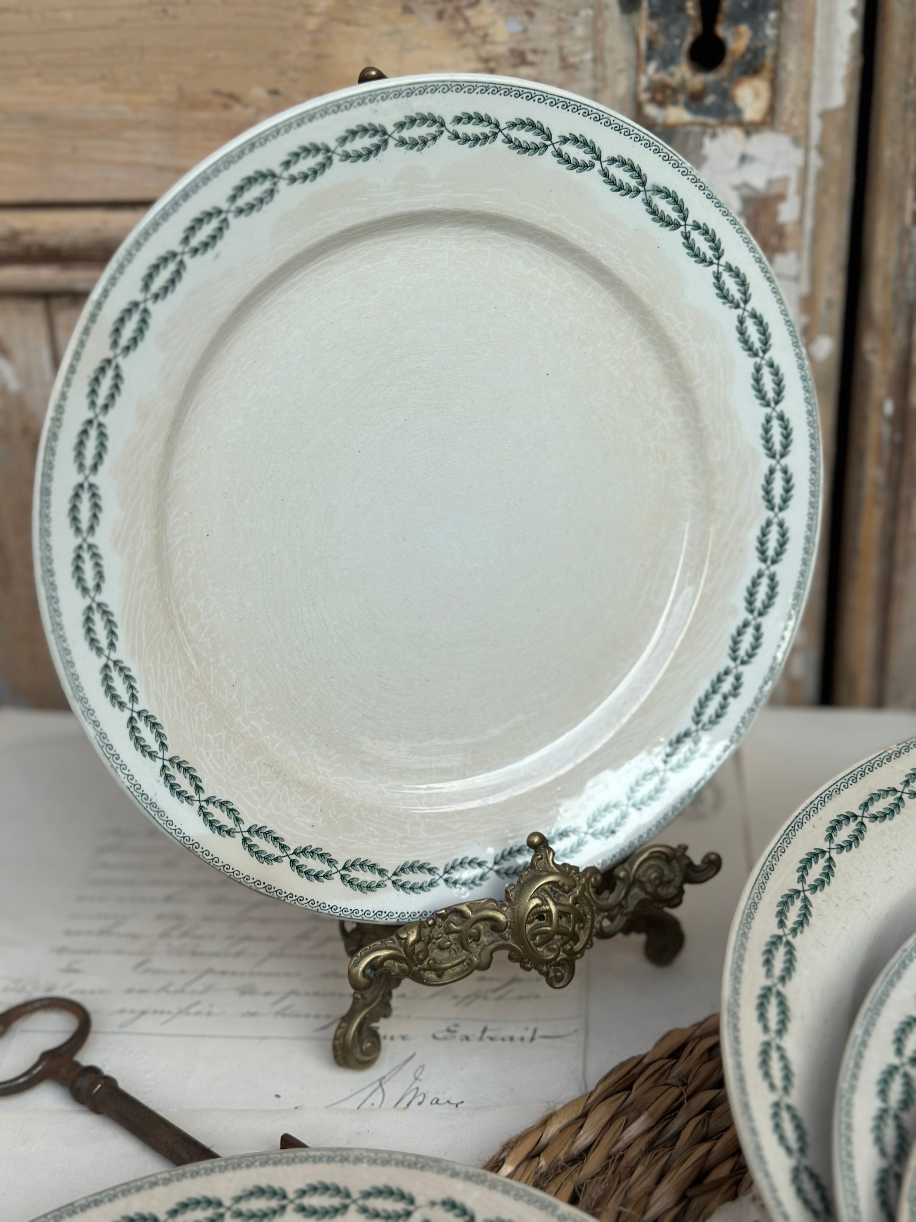 Six Sarreguemines Nobilis dessert plates