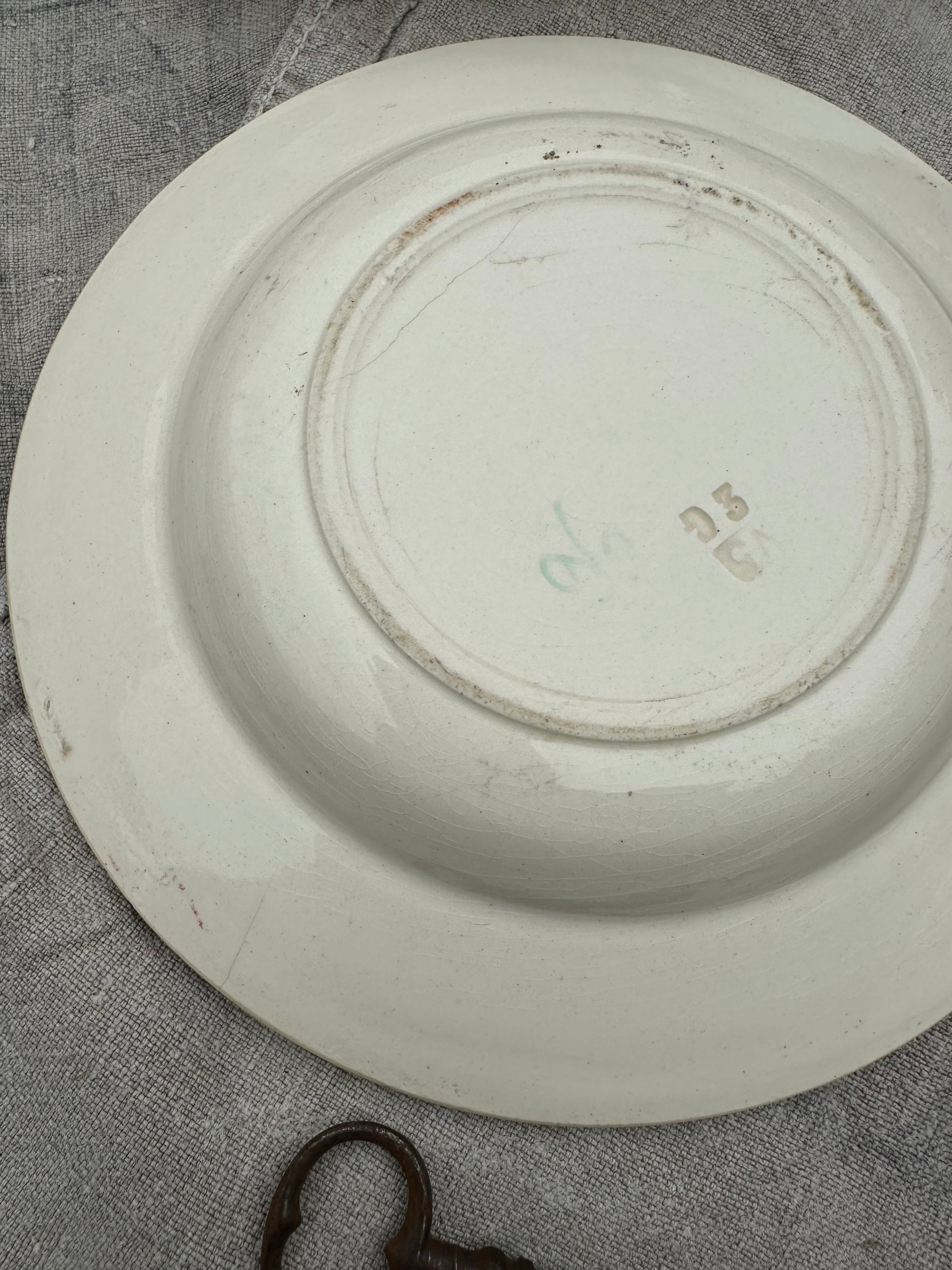 II. Set of 4 assorted deep plates