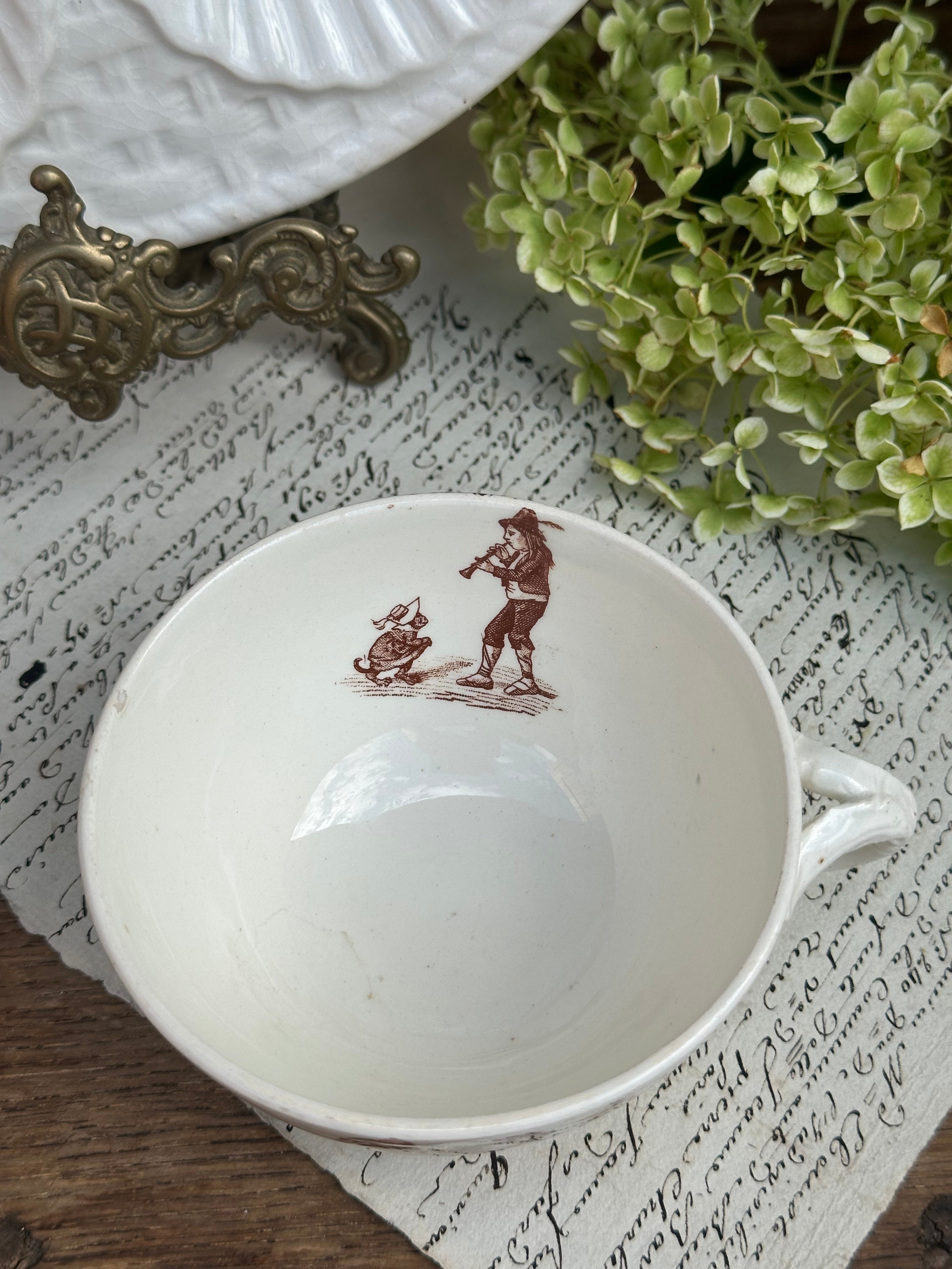 Tasse à thé Lunéville Grandville