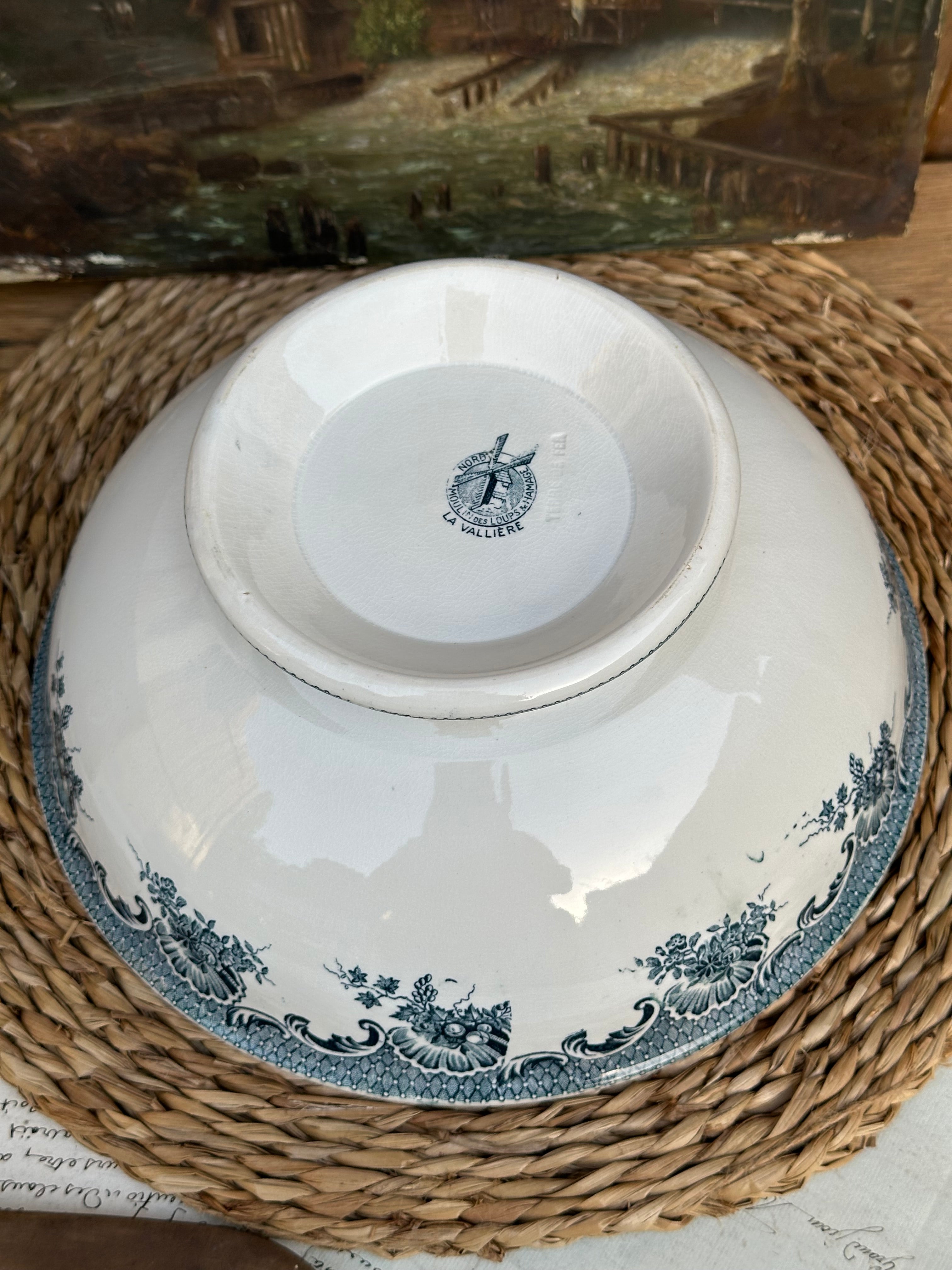 Ironstone salad bowl Moulin des Loups La Vallière